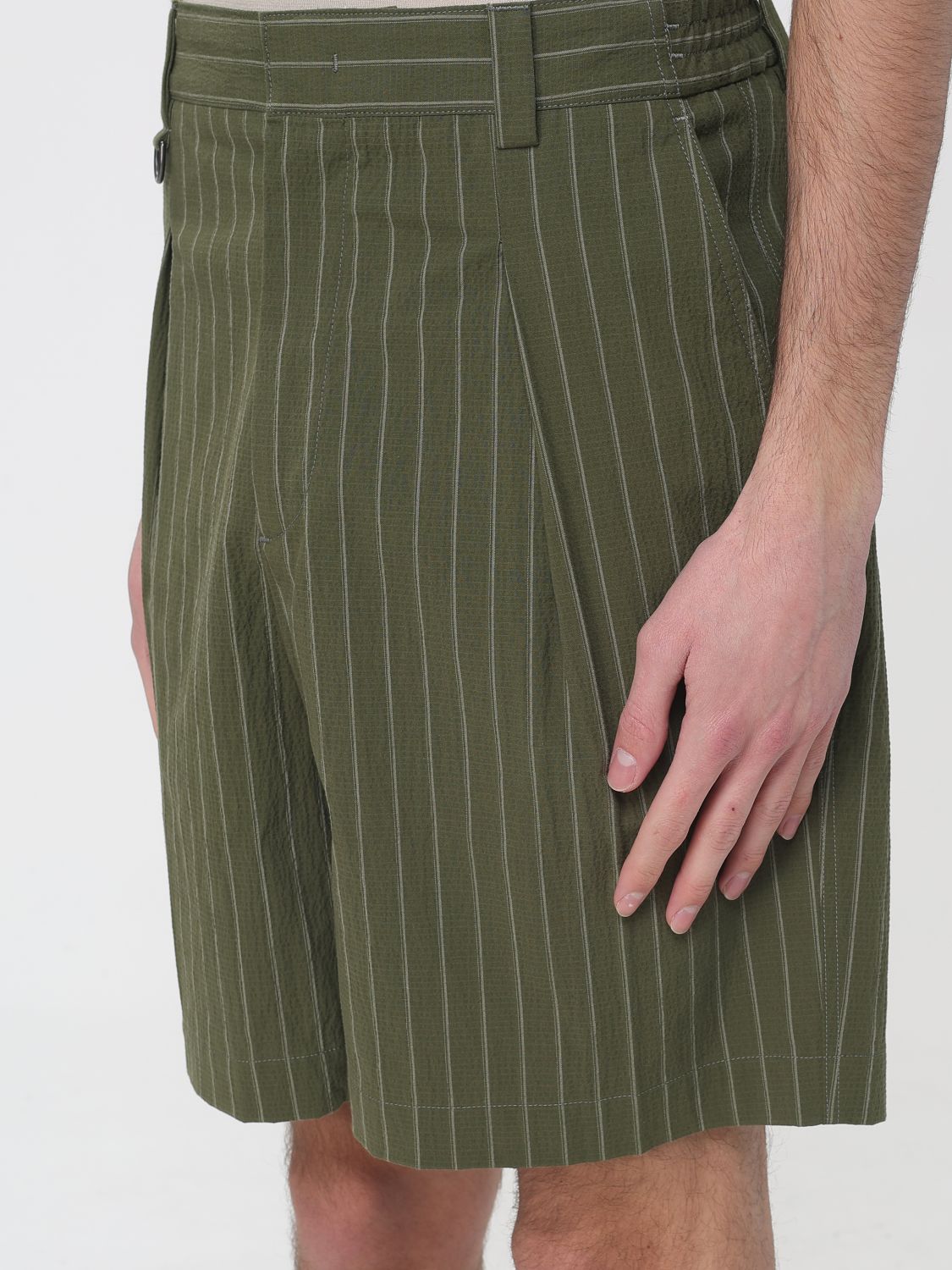 Shorts Men color Green