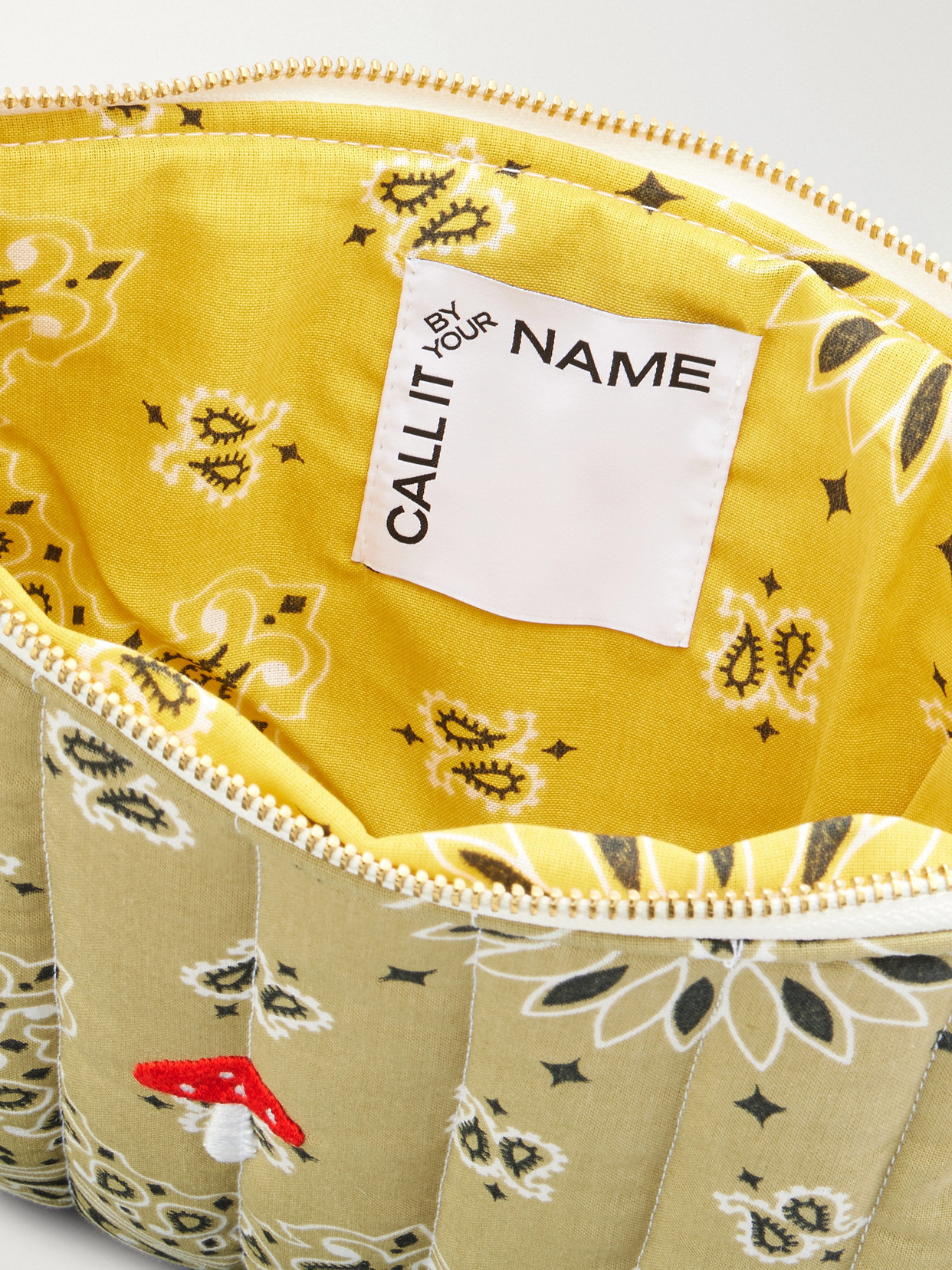 Bandana-print Quilted Cotton Pouch - Neutrals