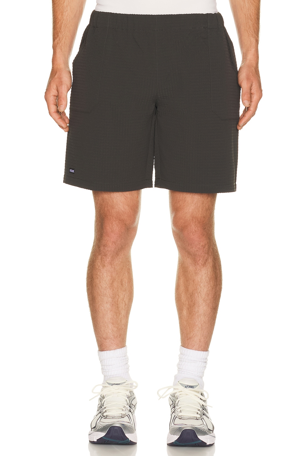 Metalwood Studio Seersucker Spa Short in Black - Black. S also in XL/1X