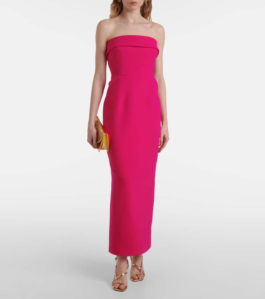Off-shoulder gown