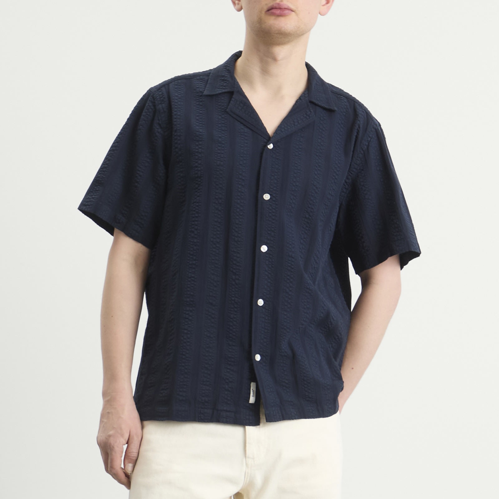 Men's Peer Jacquard Stripe Vacation Shirt in Navy