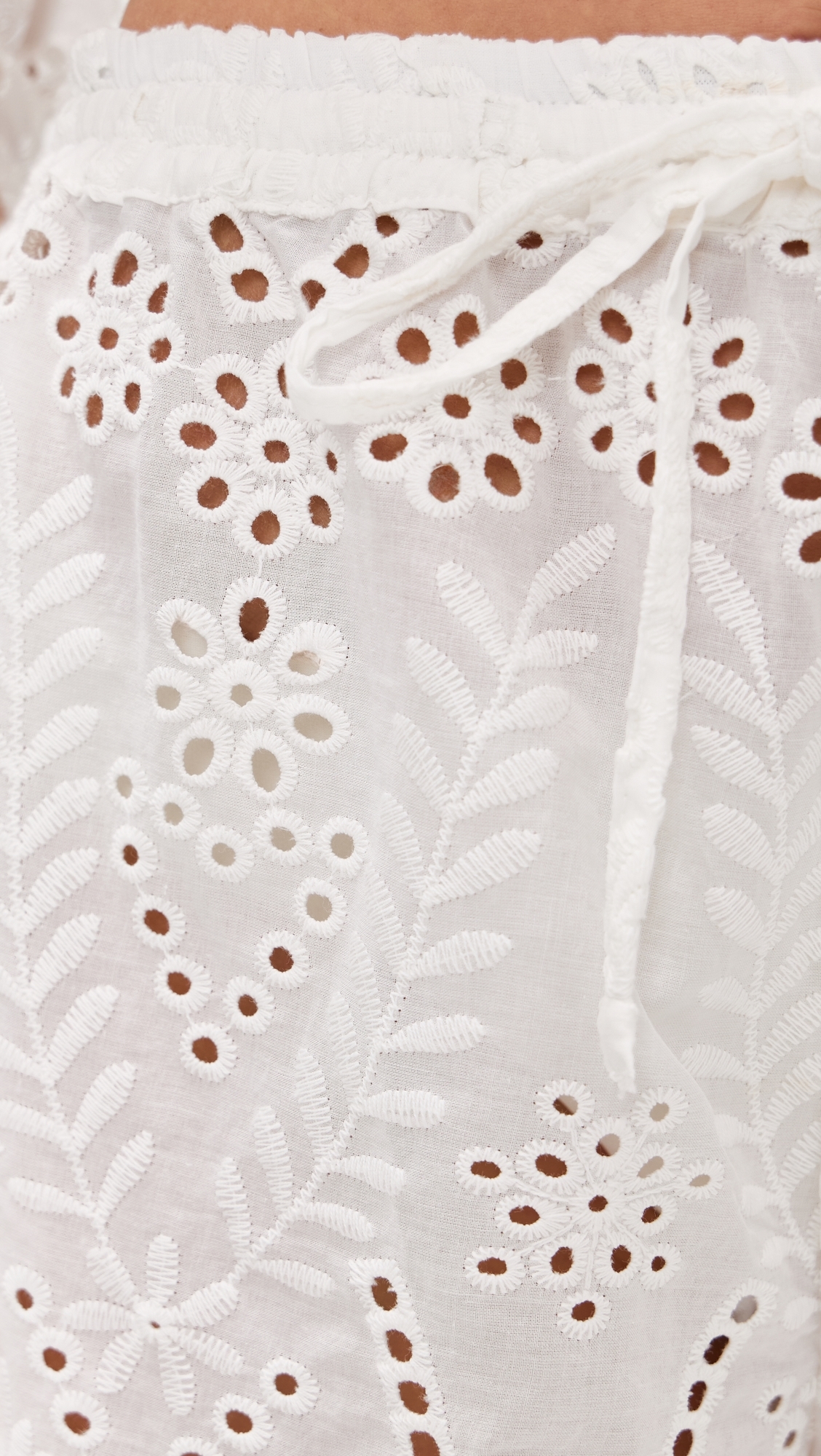 Jasper Shorts Athena Embroidery Salt