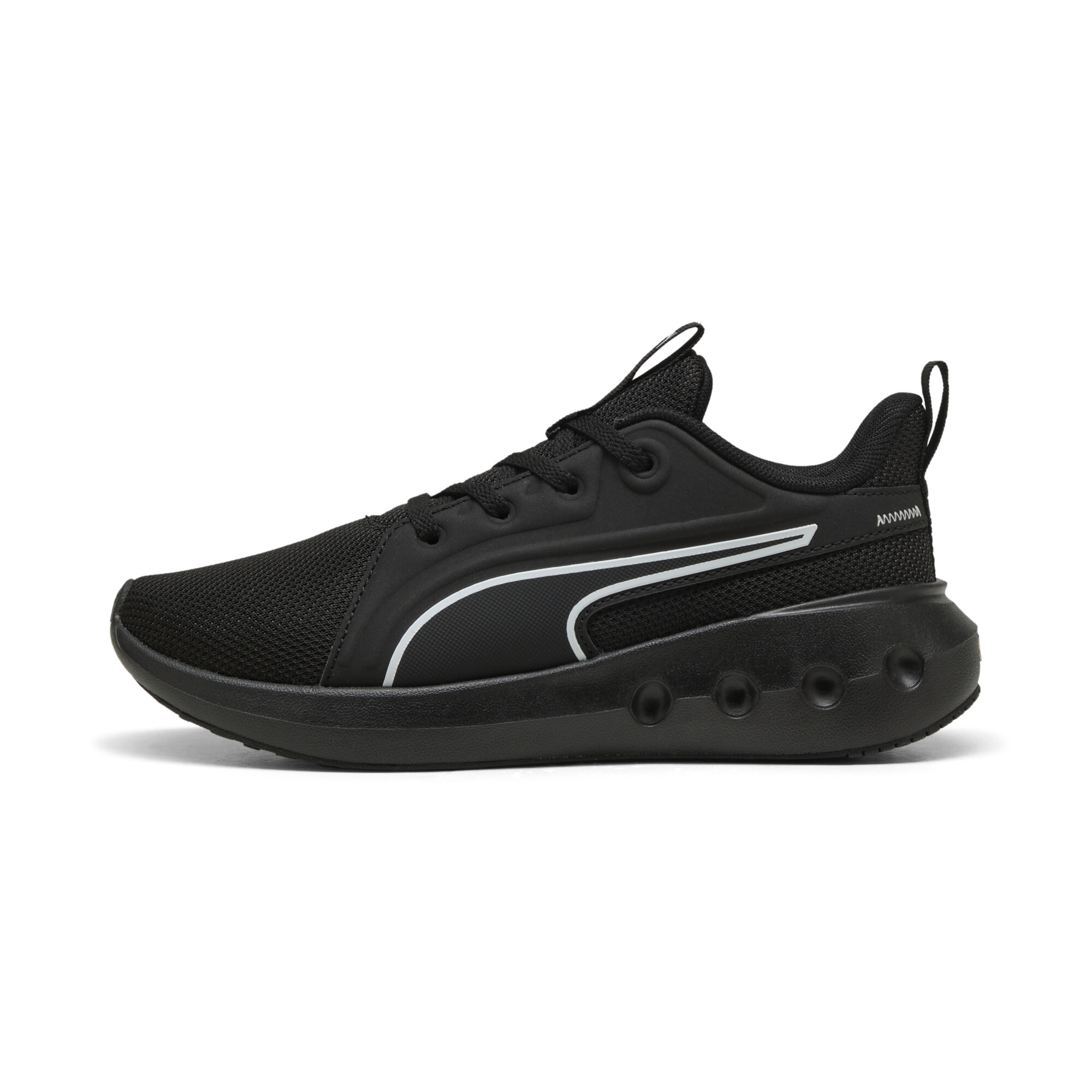 PUMA Softride Carson Big Kids' Sneakers in Black