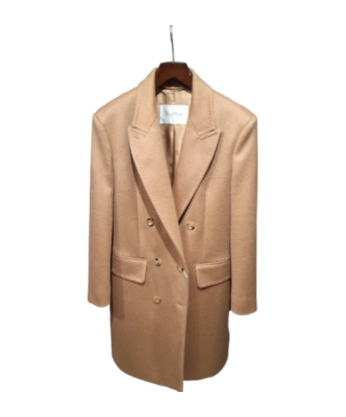 Long-sleeved coat
