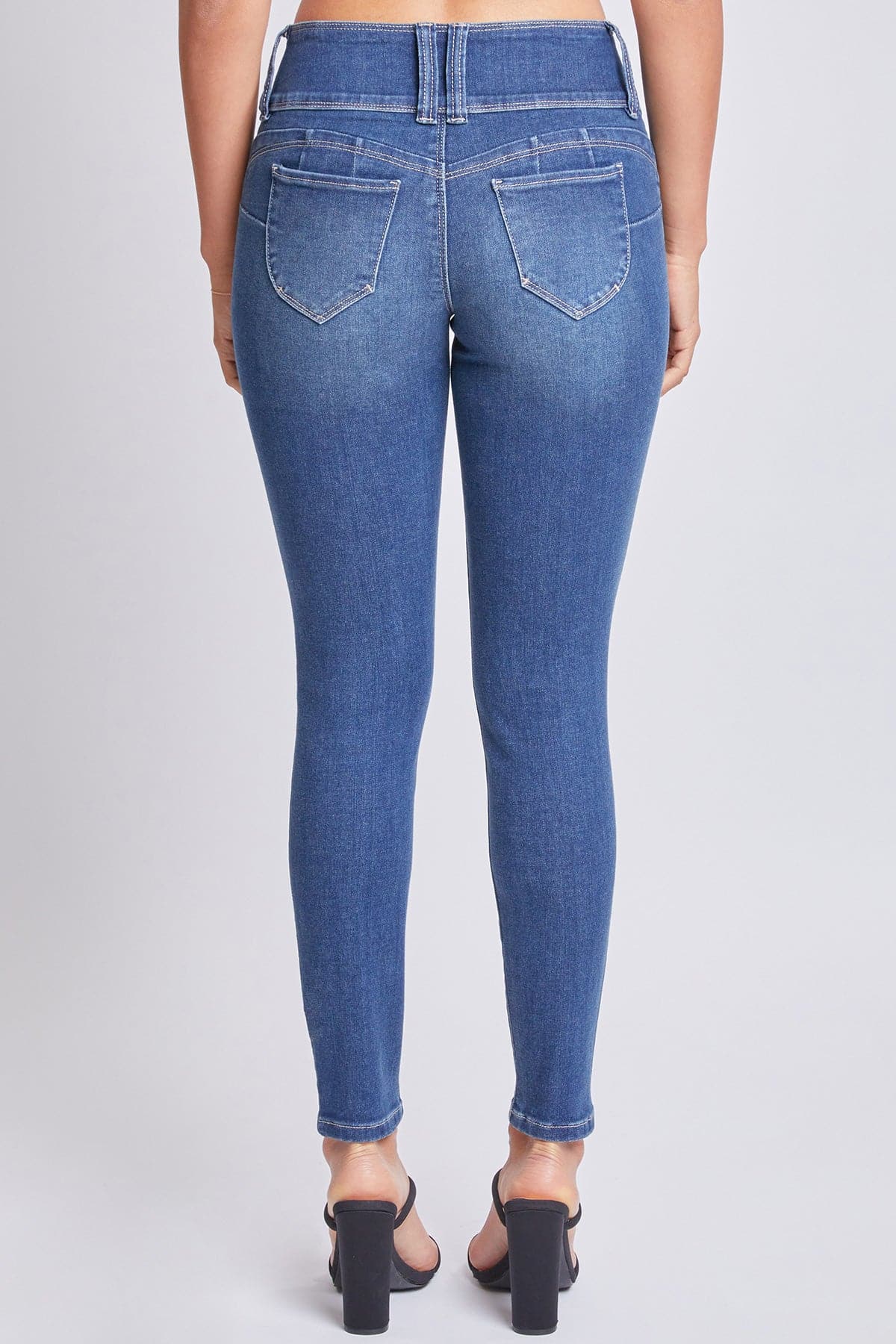 Women's Sustainable WannaBettaButt Skinny Jeans