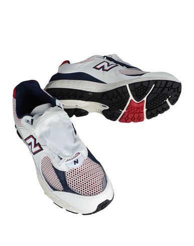 2002r Man Sneakers Ivory