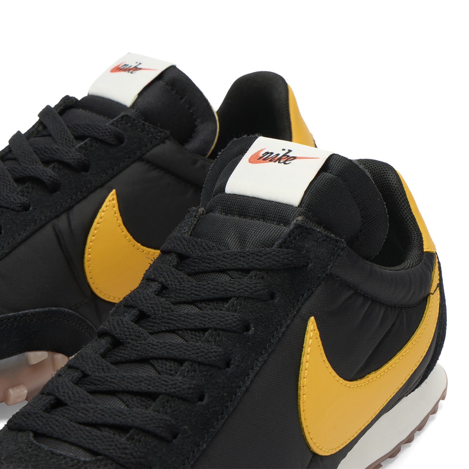 Men's Waffle Racer '26 Sneaker Black/University Gold/Sail