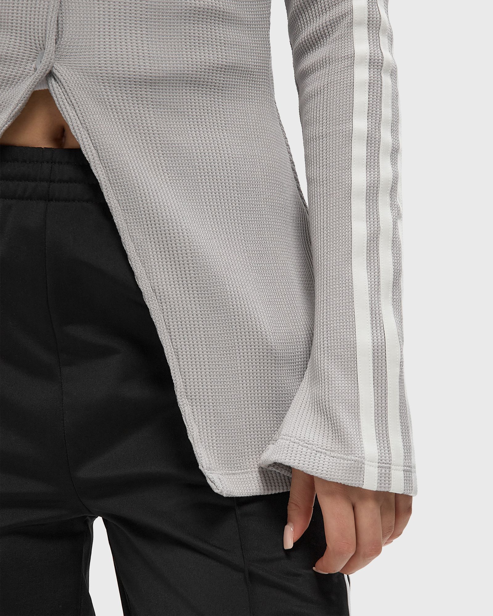 BUTTON DOWN TOP grey female Longsleeves now available at BSTN