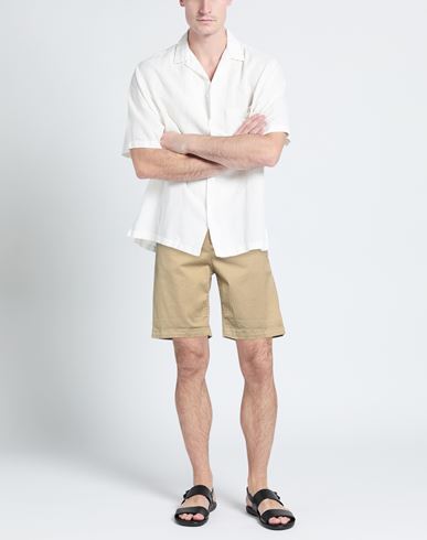 Man Shorts & Bermuda Shorts Beige
