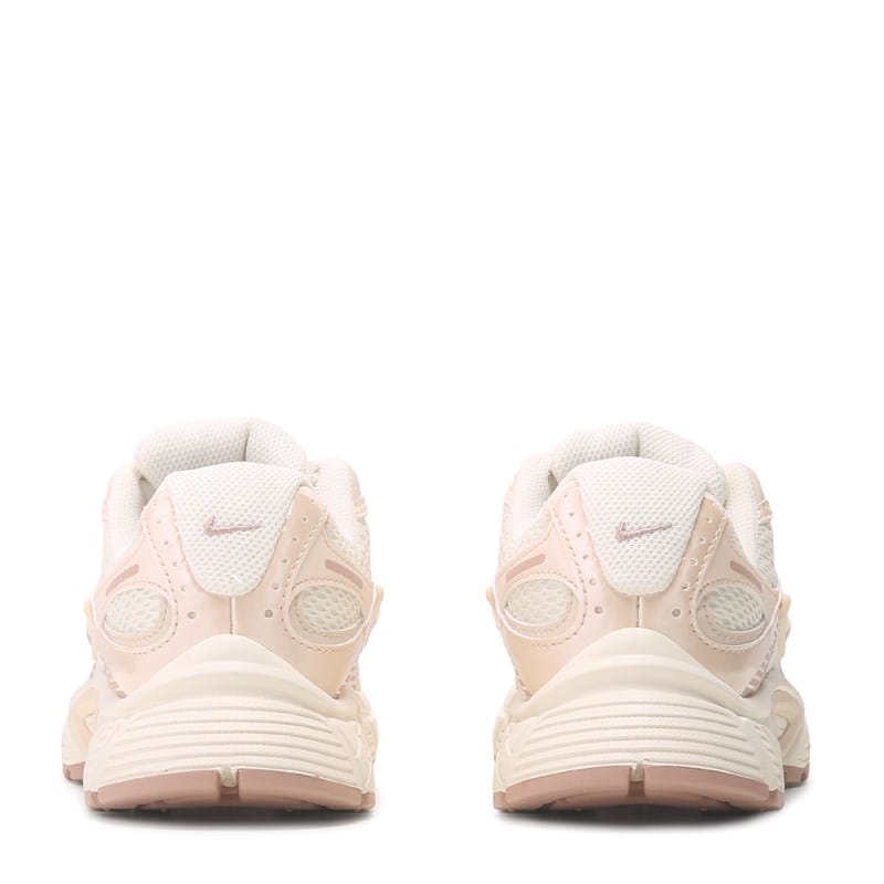 Women's V5 Rnr Sneakers (Natural Pearlized)