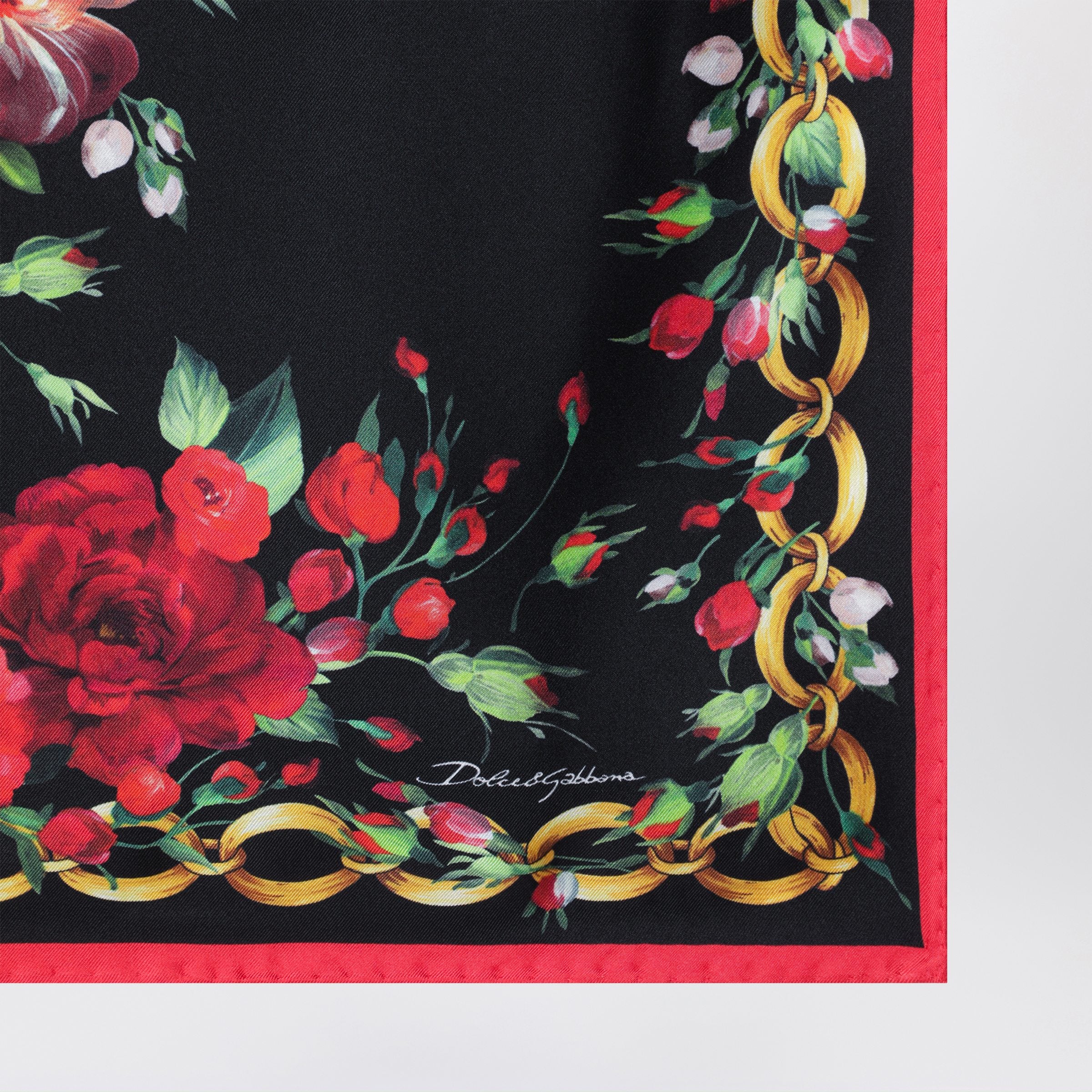 50x50 silk twill scarf with chain border in pink