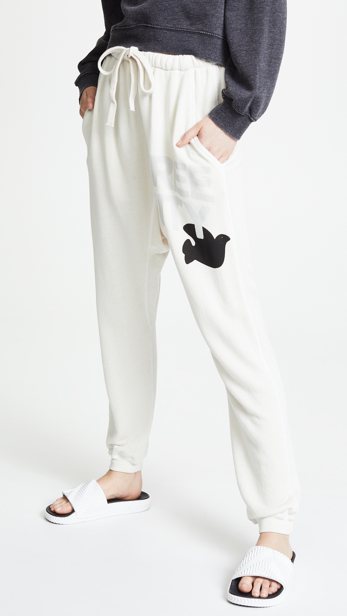 Super Fluffy Pocket Sweatpants Creamy Yumm