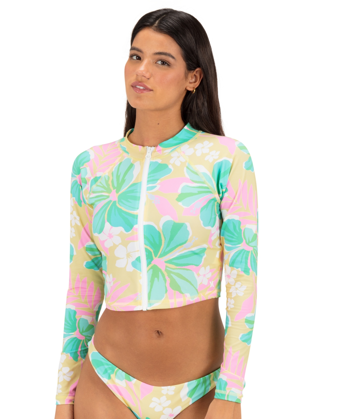 Women's Long-Sleeve Rashguard - Floral Chamomile