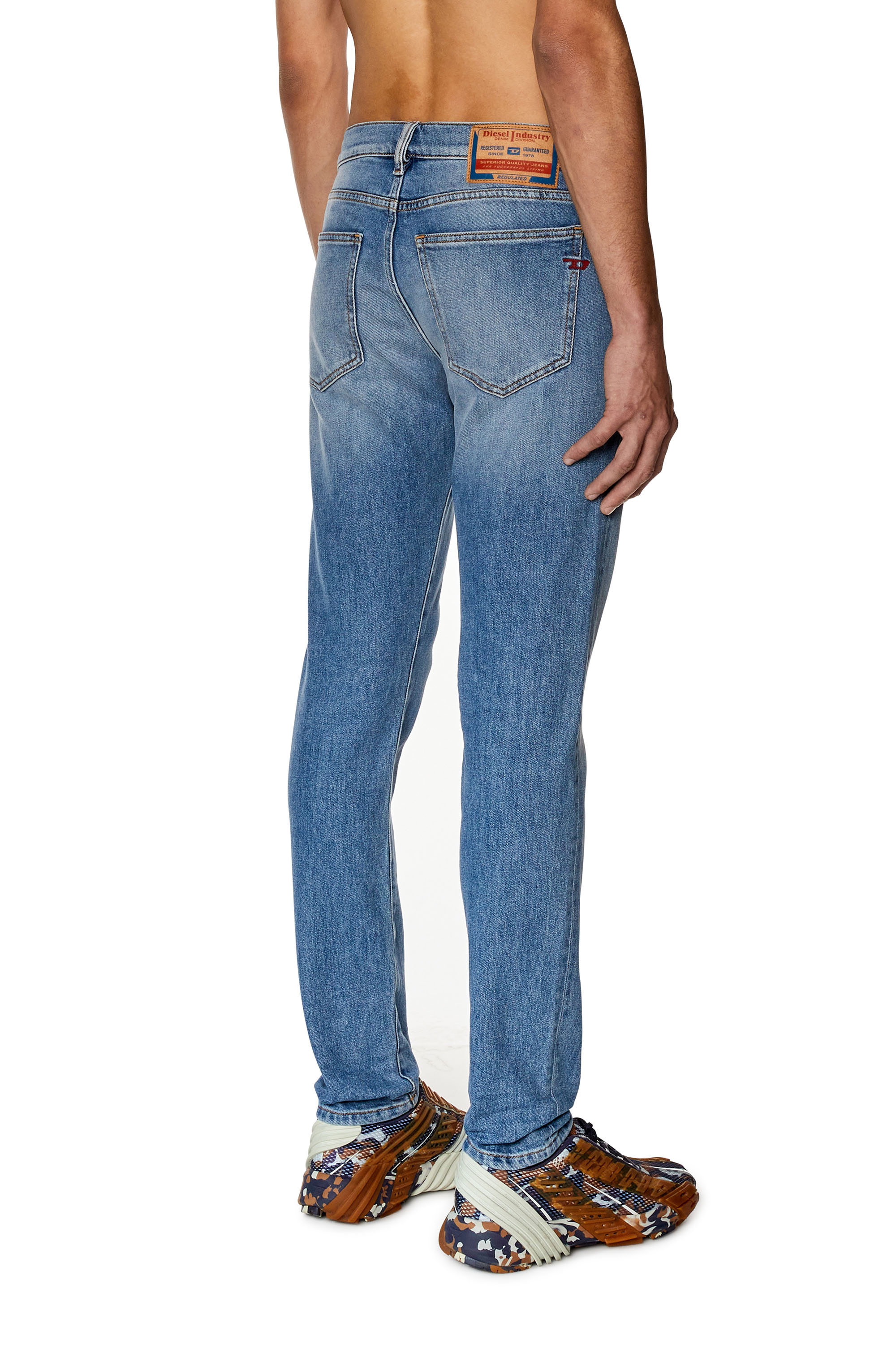 2019 D-Strukt low-rise slim-fit jeans - Blue