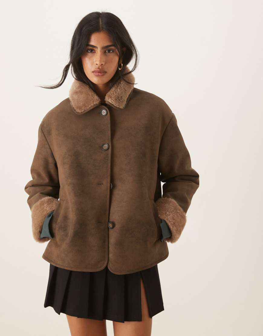 Top collar borg car coat in mocha-Brown