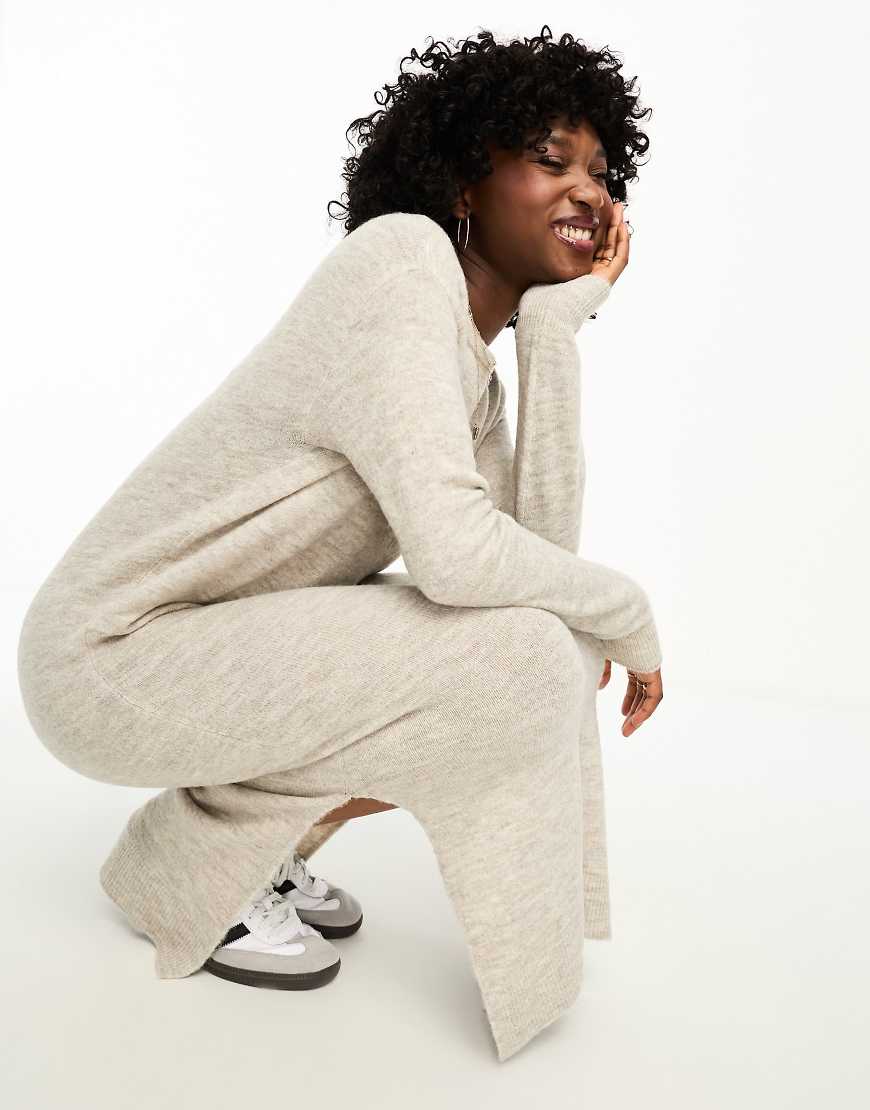 Vero Moda knitted sweater midi dress in cream-White