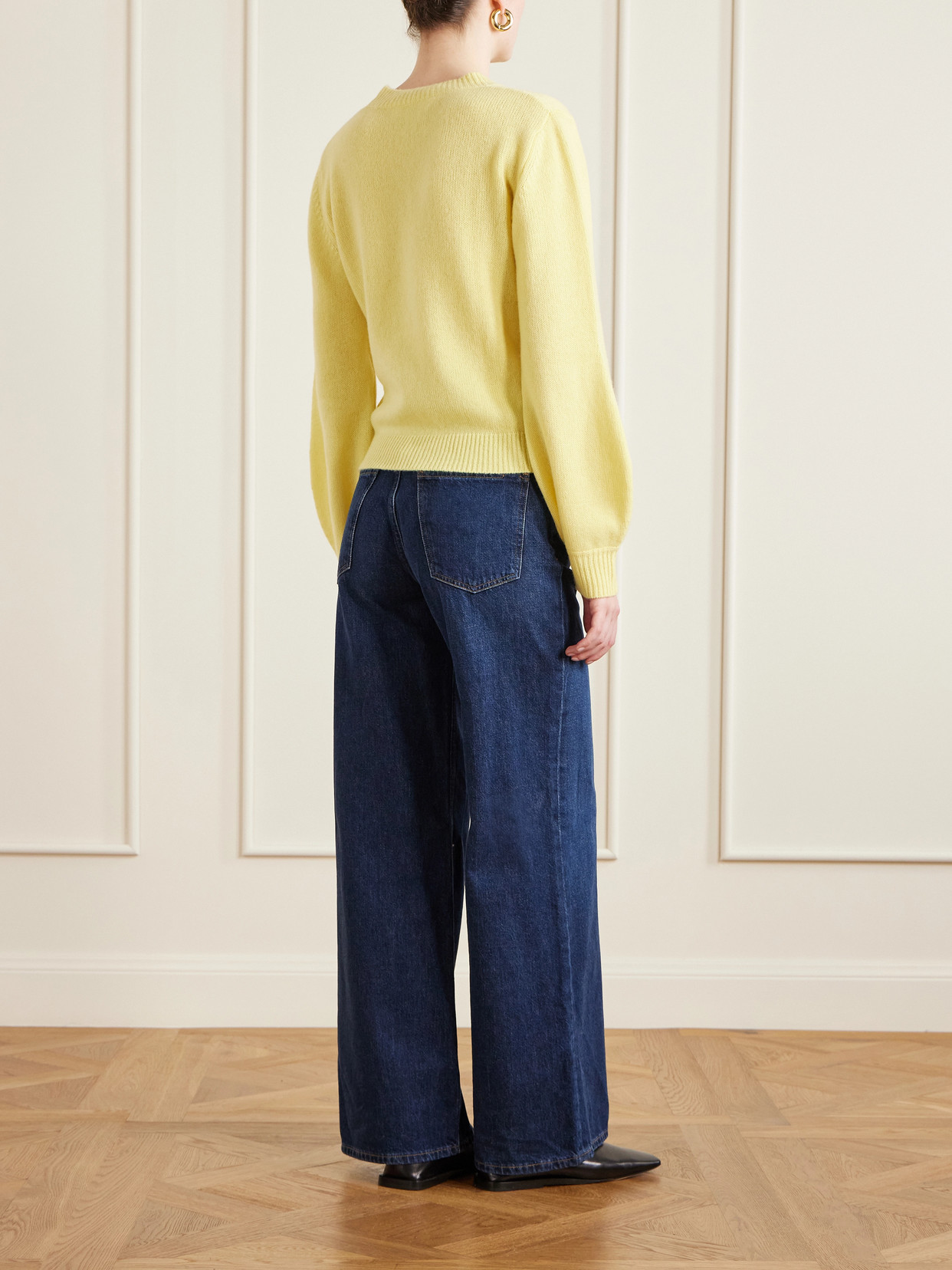 Appliquéd Cashmere Sweater - Yellow