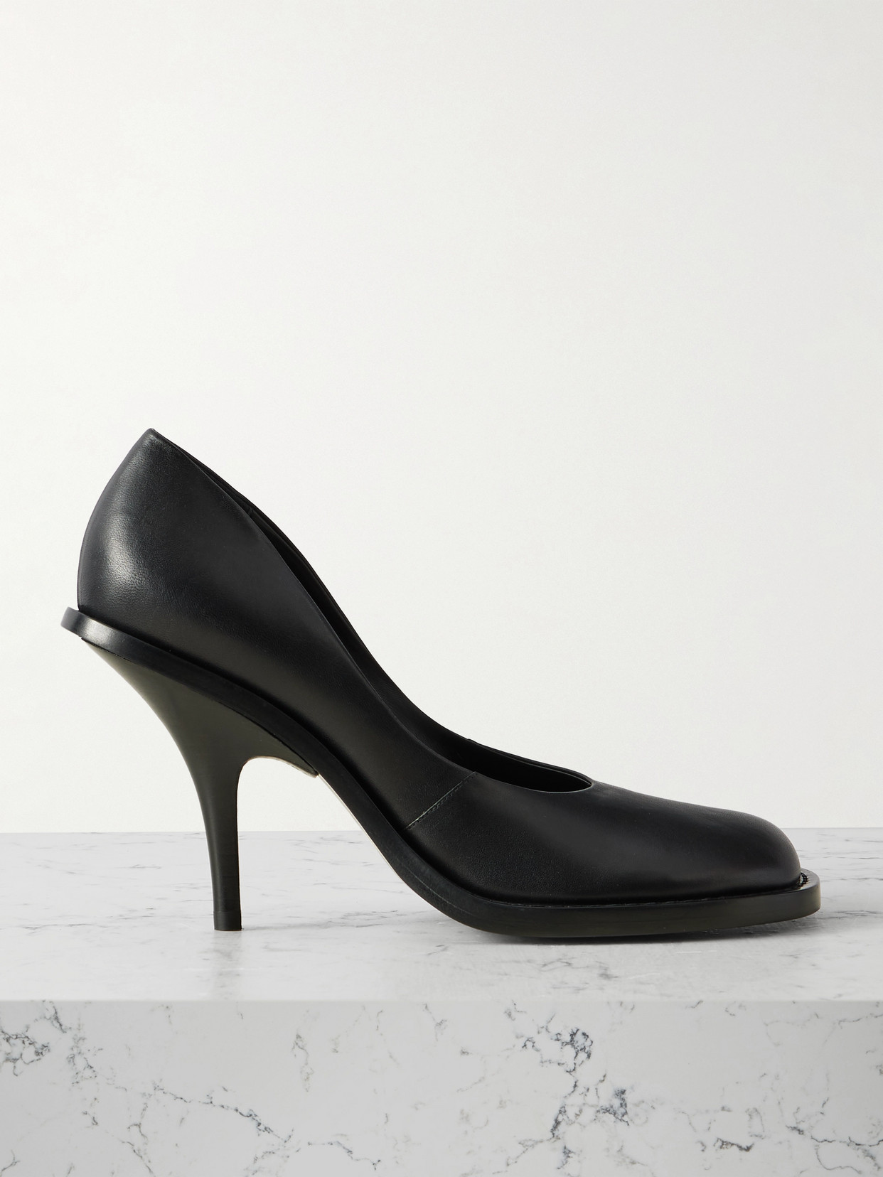 Leather Pumps - Black