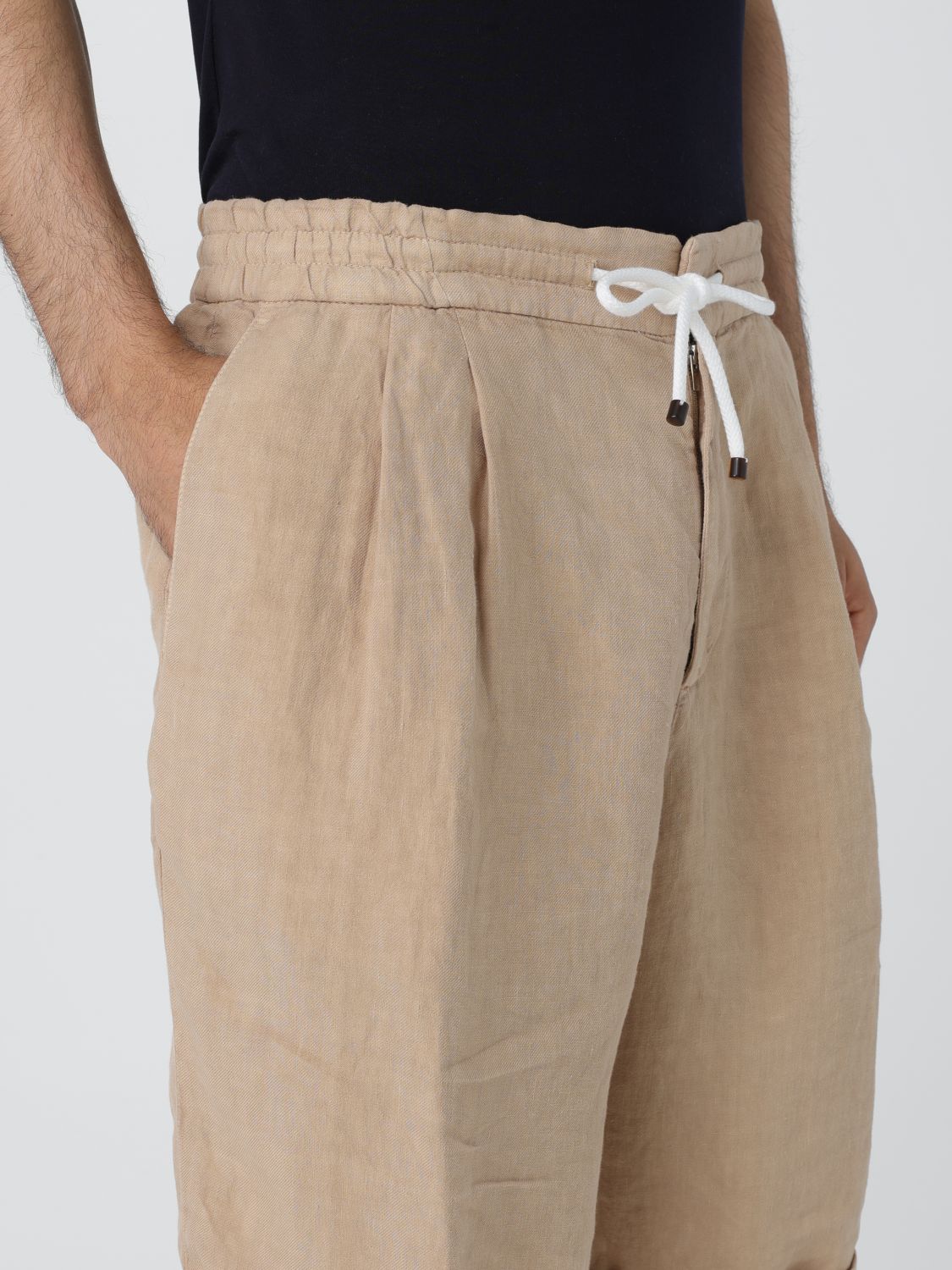 Short Men color Beige
