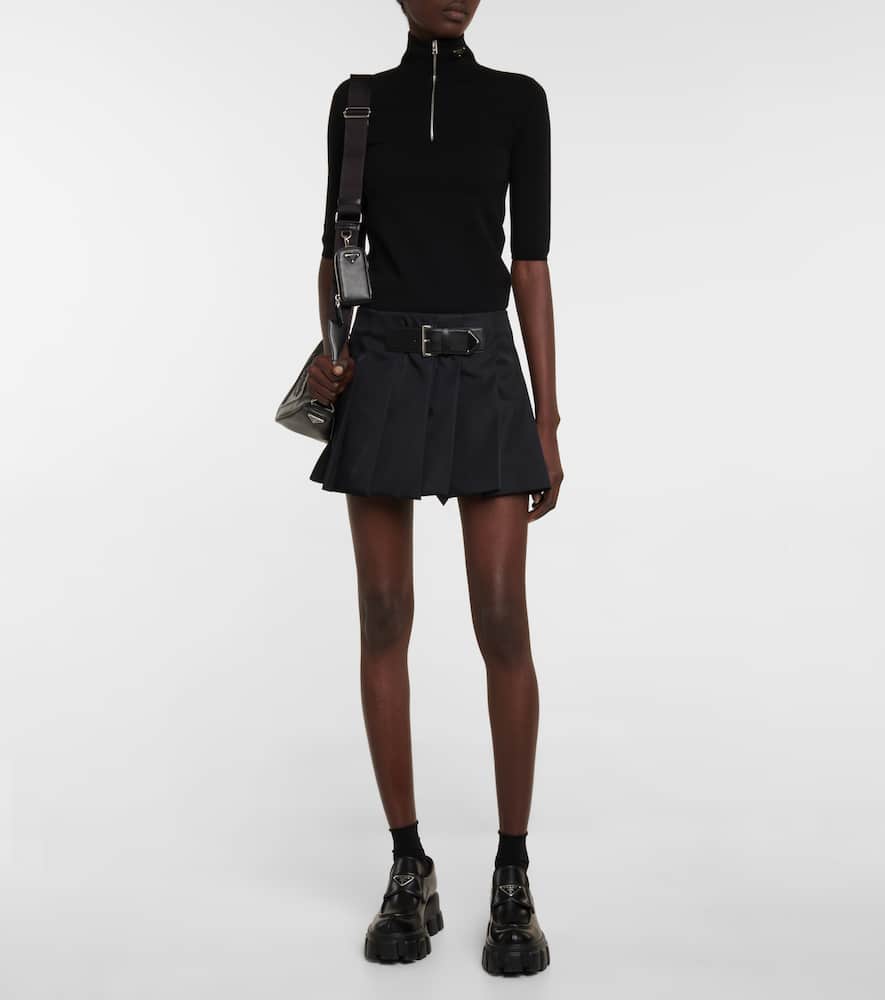 Pleated miniskirt