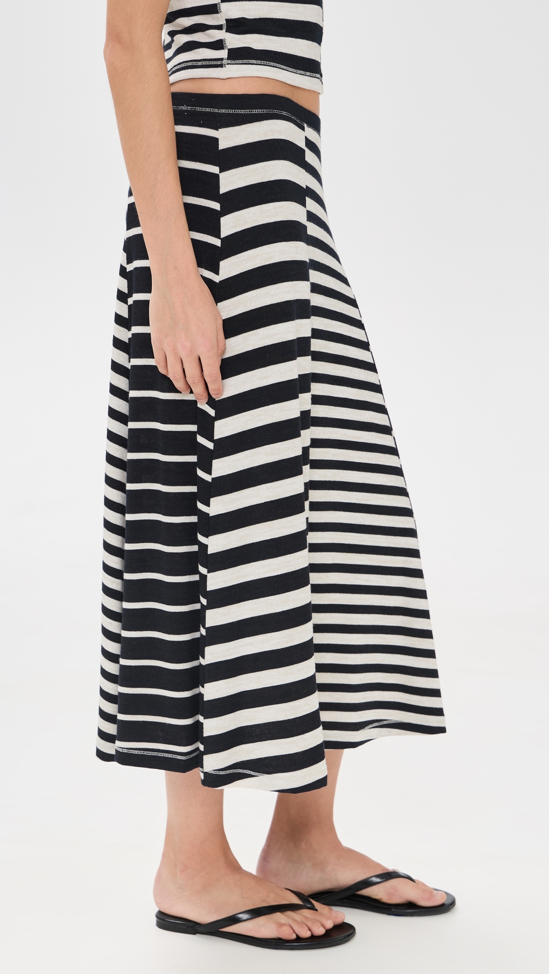 The Knit Mixed Stripe Skirt salmt