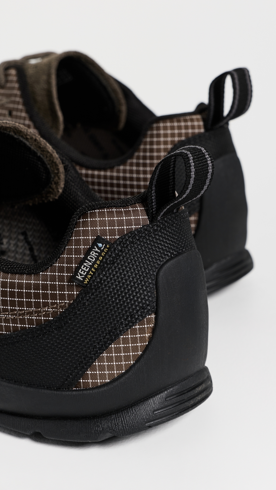 Jasper Nylon Waterproof Sneakers Canteen