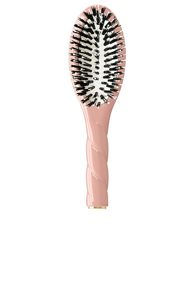 La Bonne Brosse Small Brush N03 in Powder Pink - Pink. a