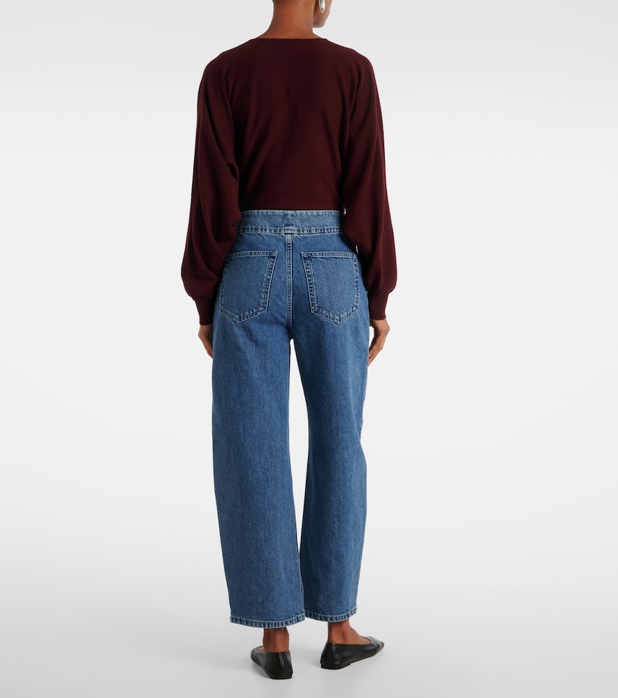Barrel-leg jeans