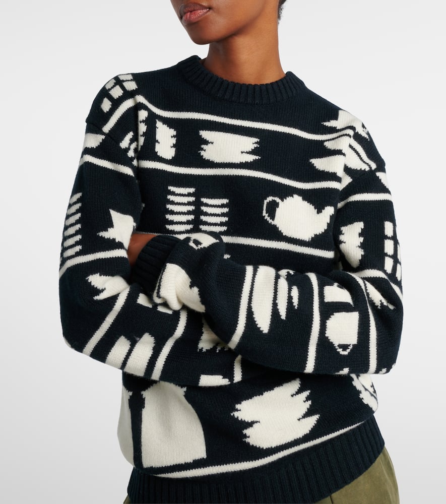 Jacquard wool sweater