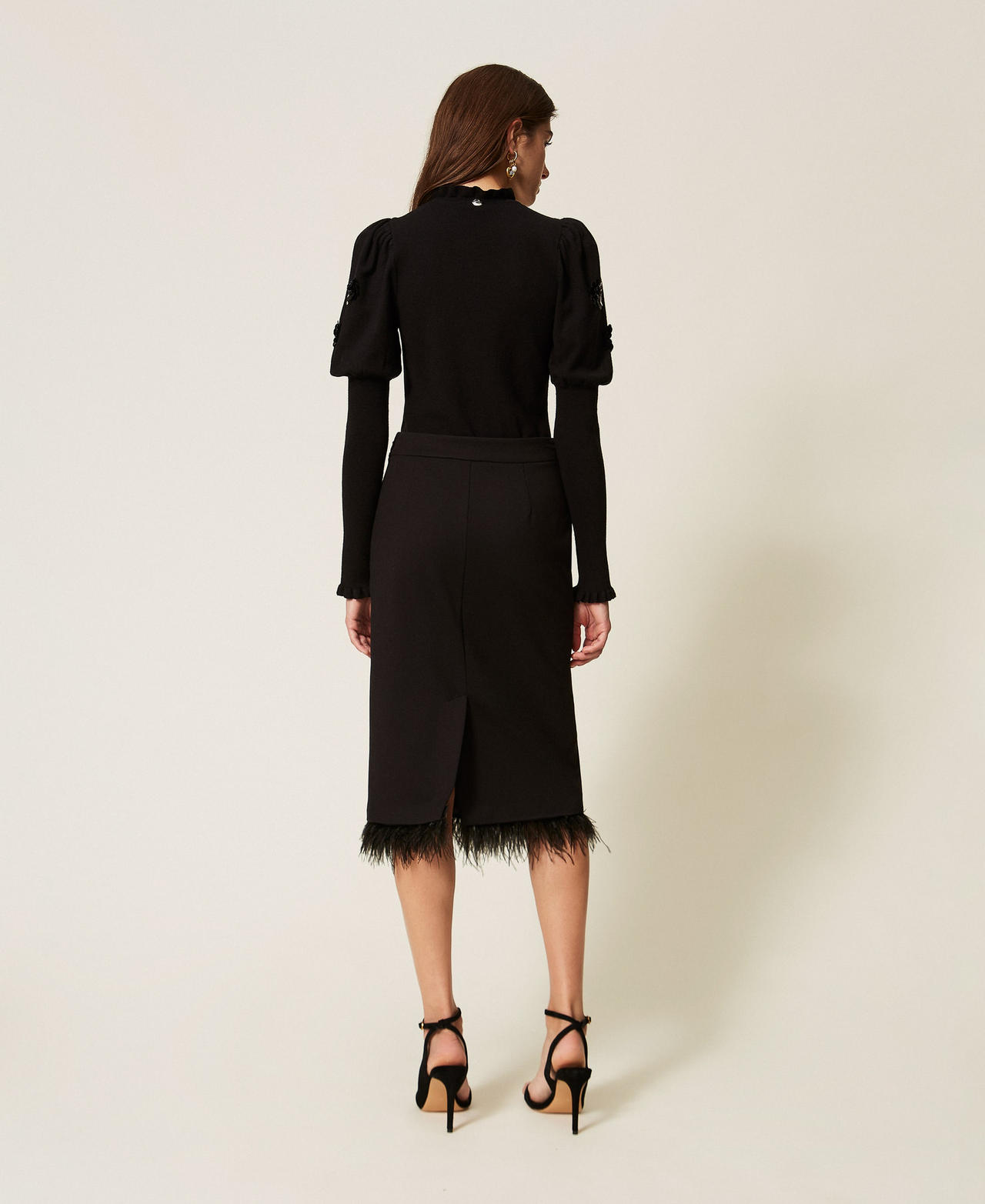 Midi skirt with feathers