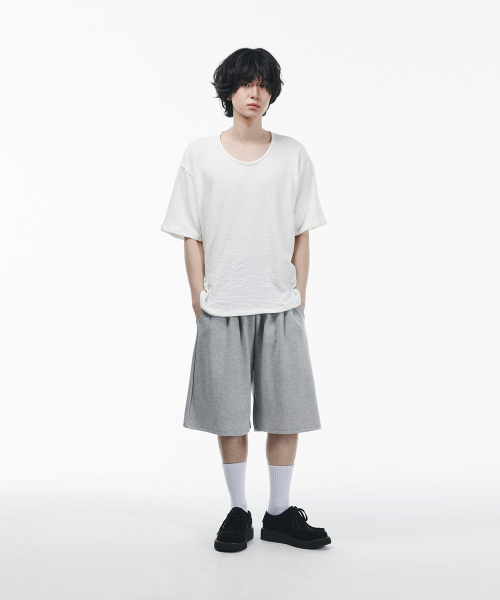 Two-Tuck Regular Bermuda Training Pants