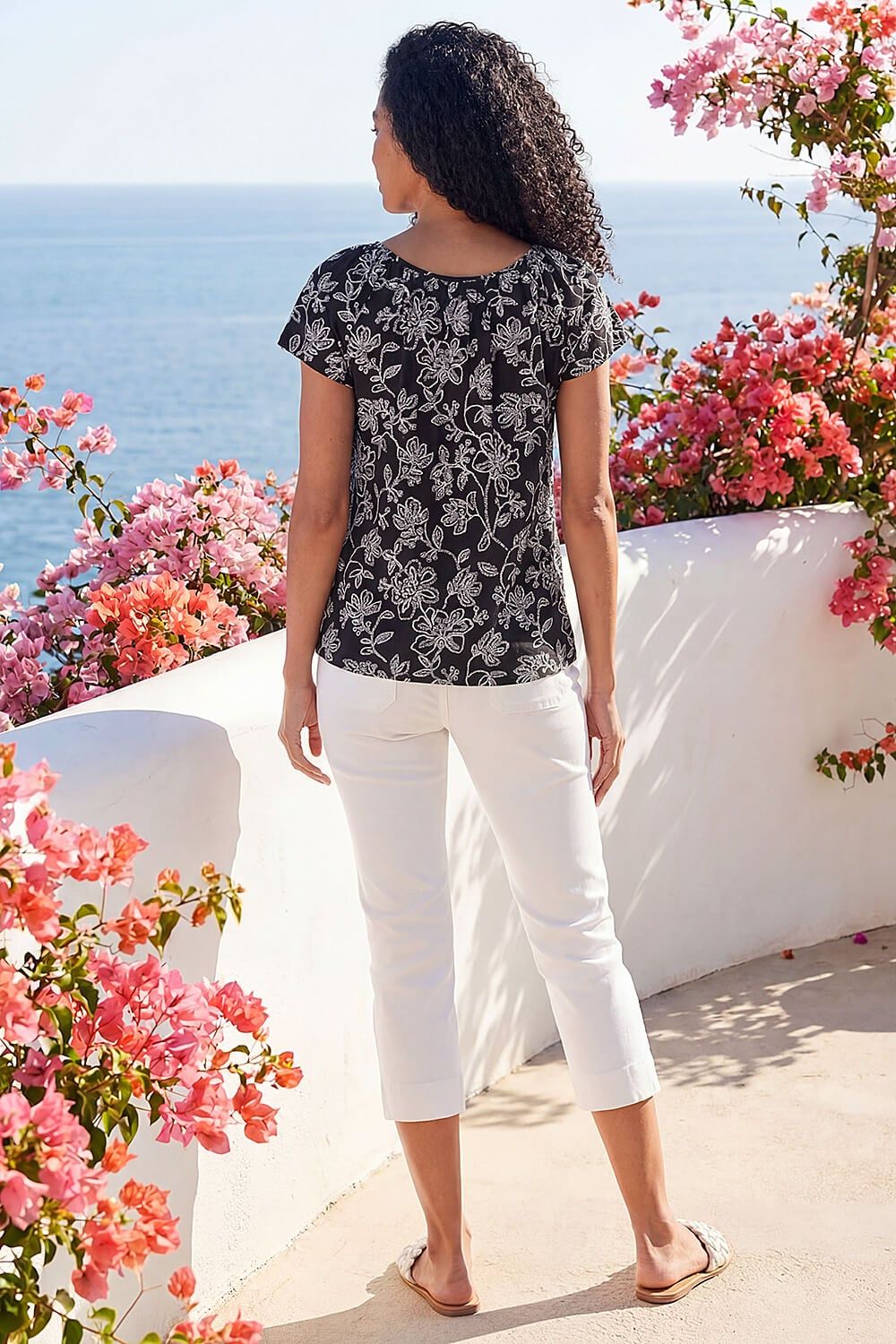Roman Women's Textured Print V-Neck Vest Top in Black