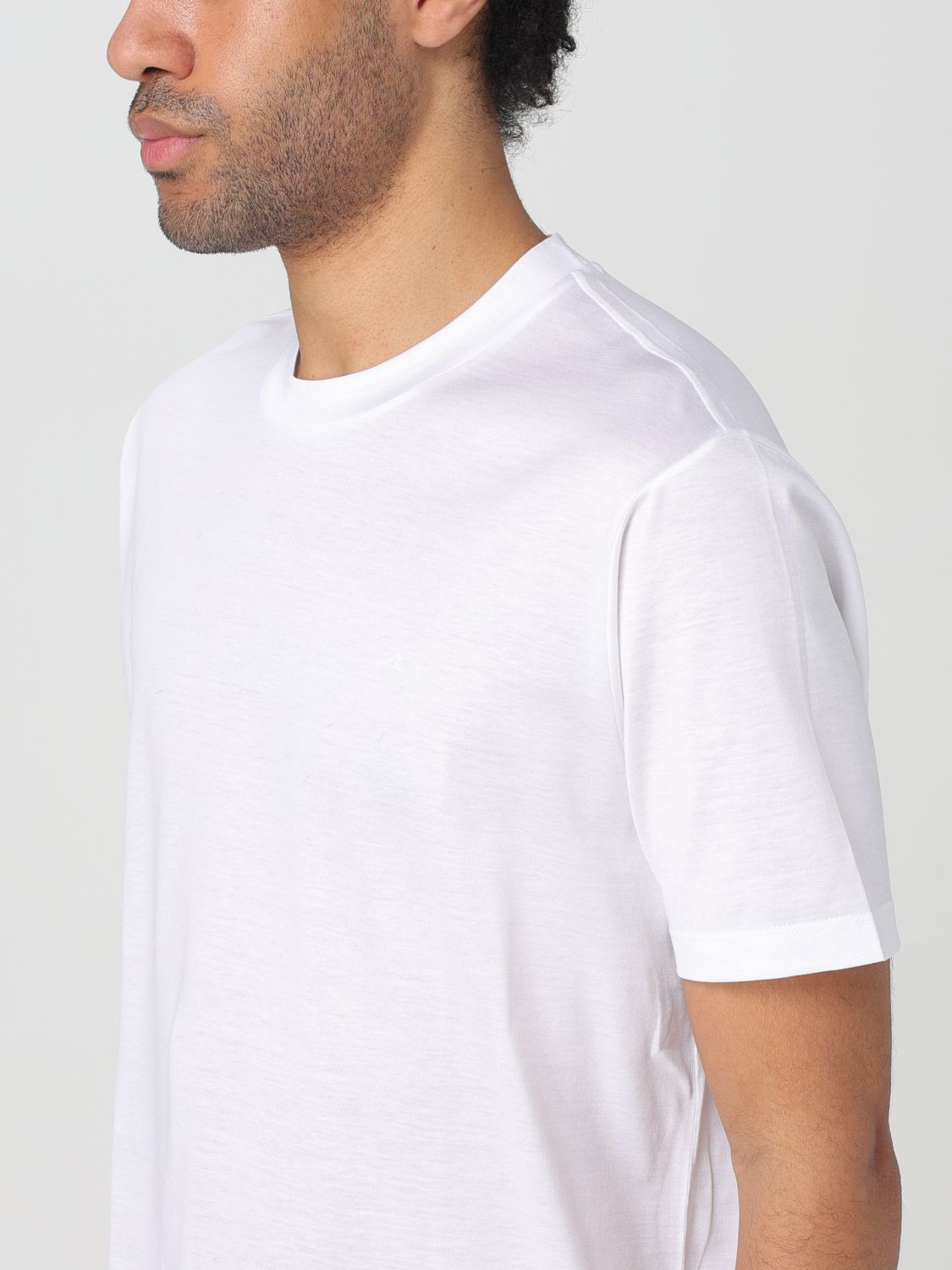 T-Shirt Men color White