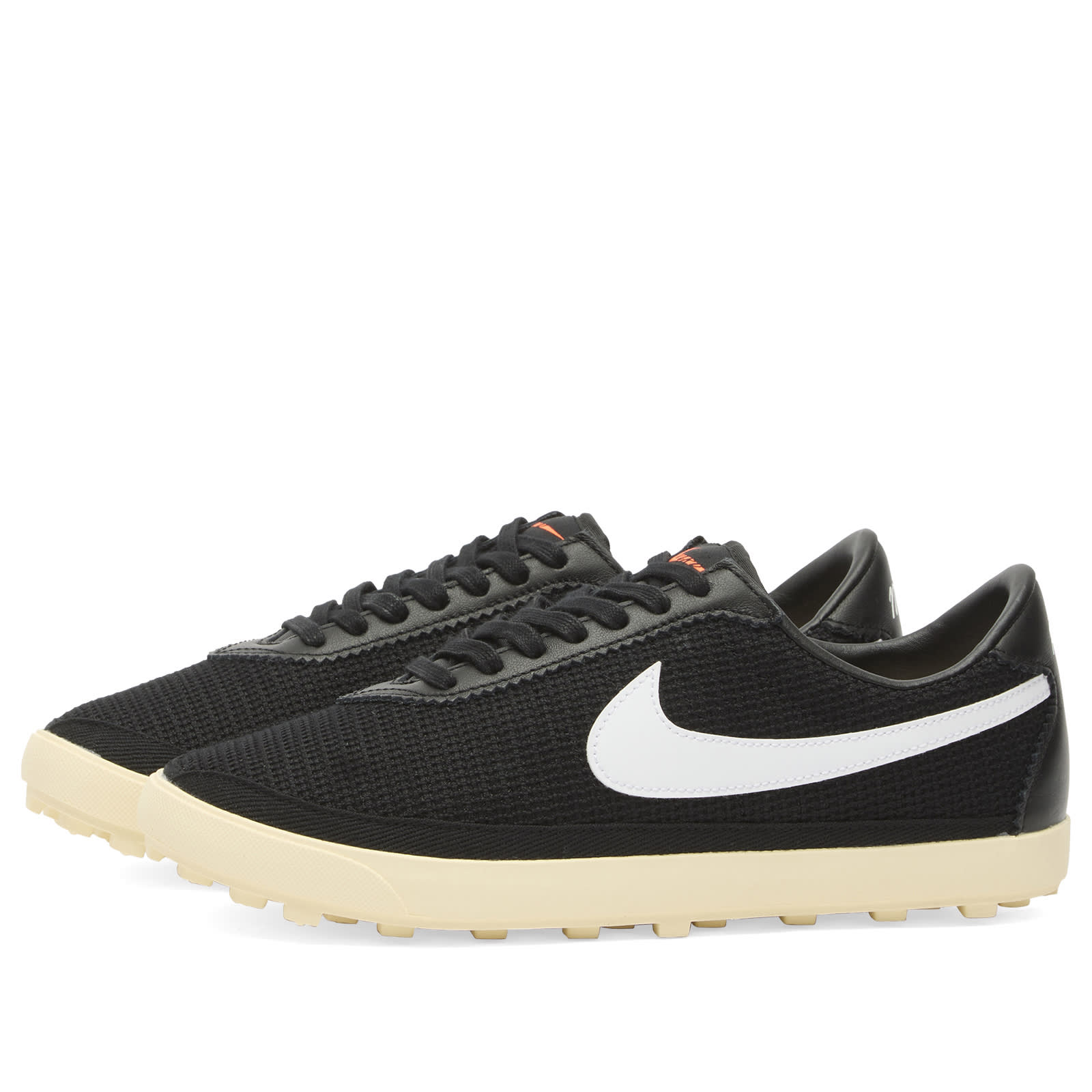 Astrograbber Txt Sneaker in Black/White
