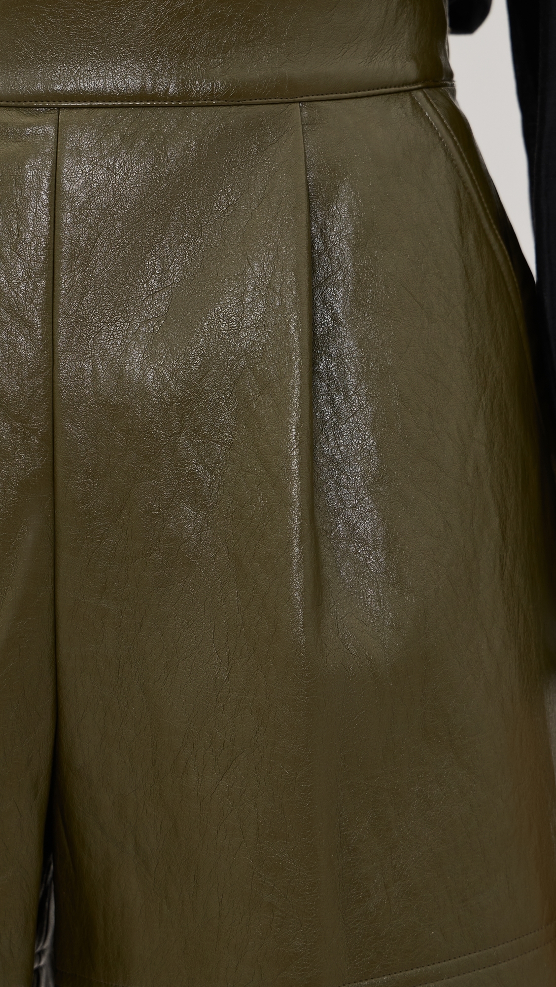 Ashton Faux Leather Shorts Pinegrove