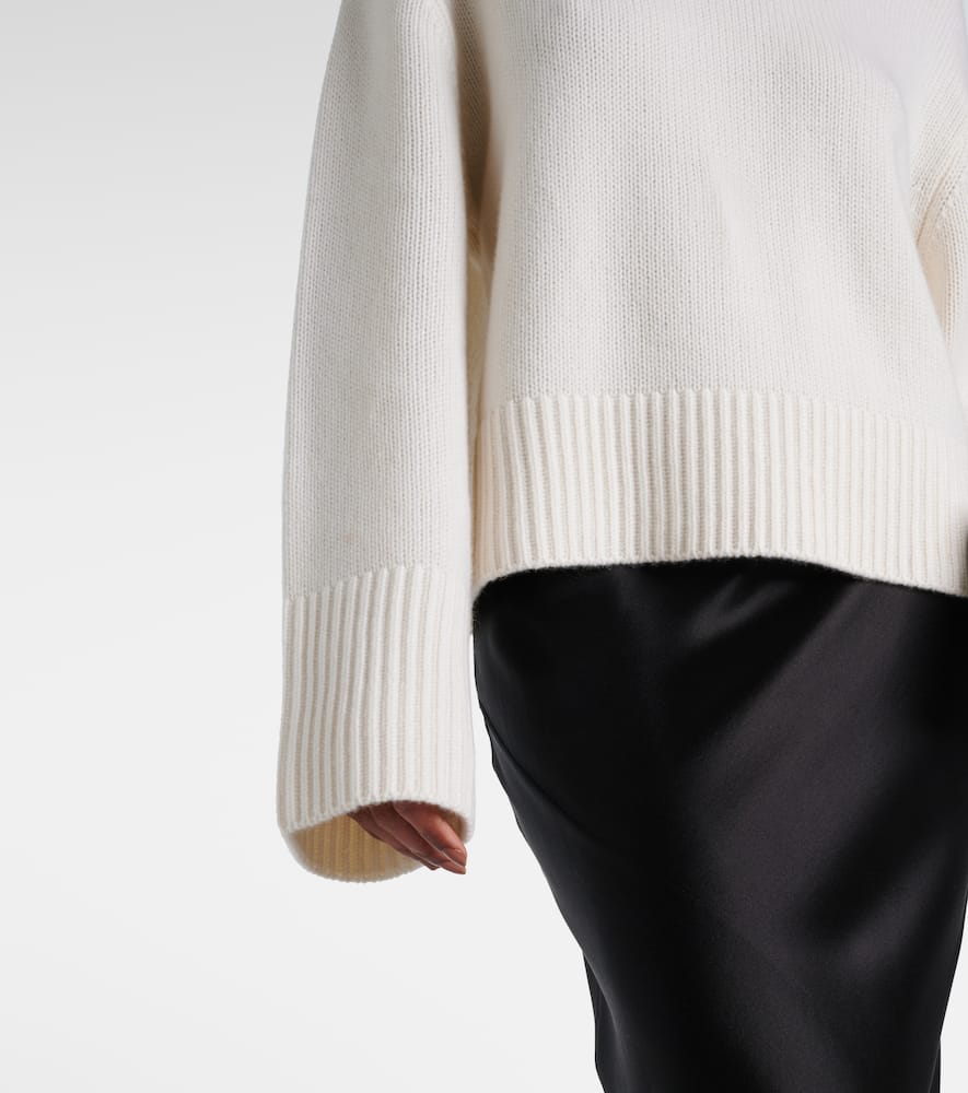 Sony cashmere sweater