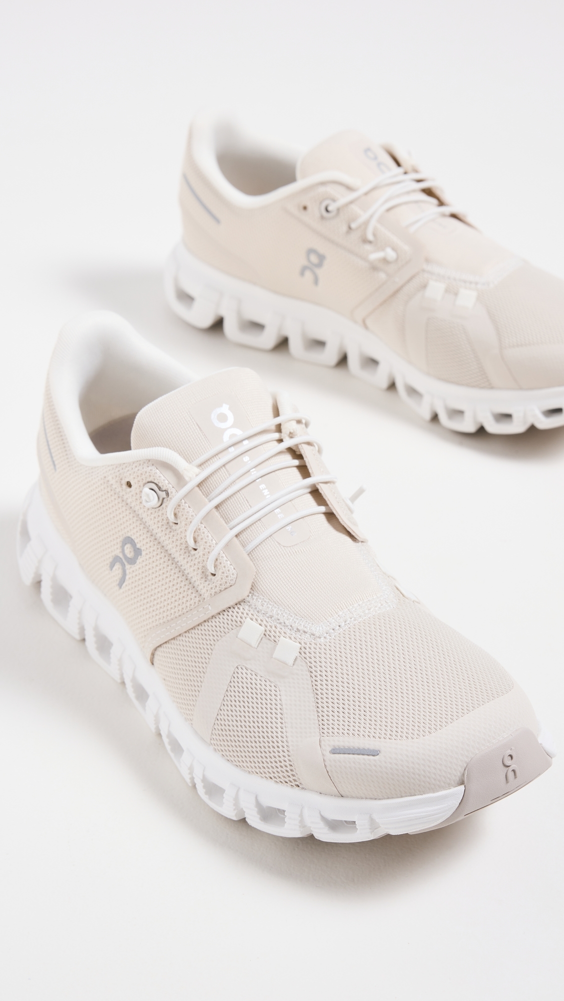 Cloud 6 Sneakers Pearl/White