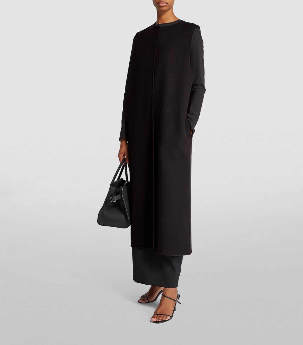 Cashmere Sleeveless Leendina Coat