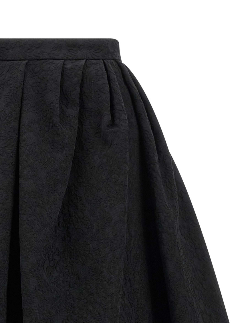 Full Skirt