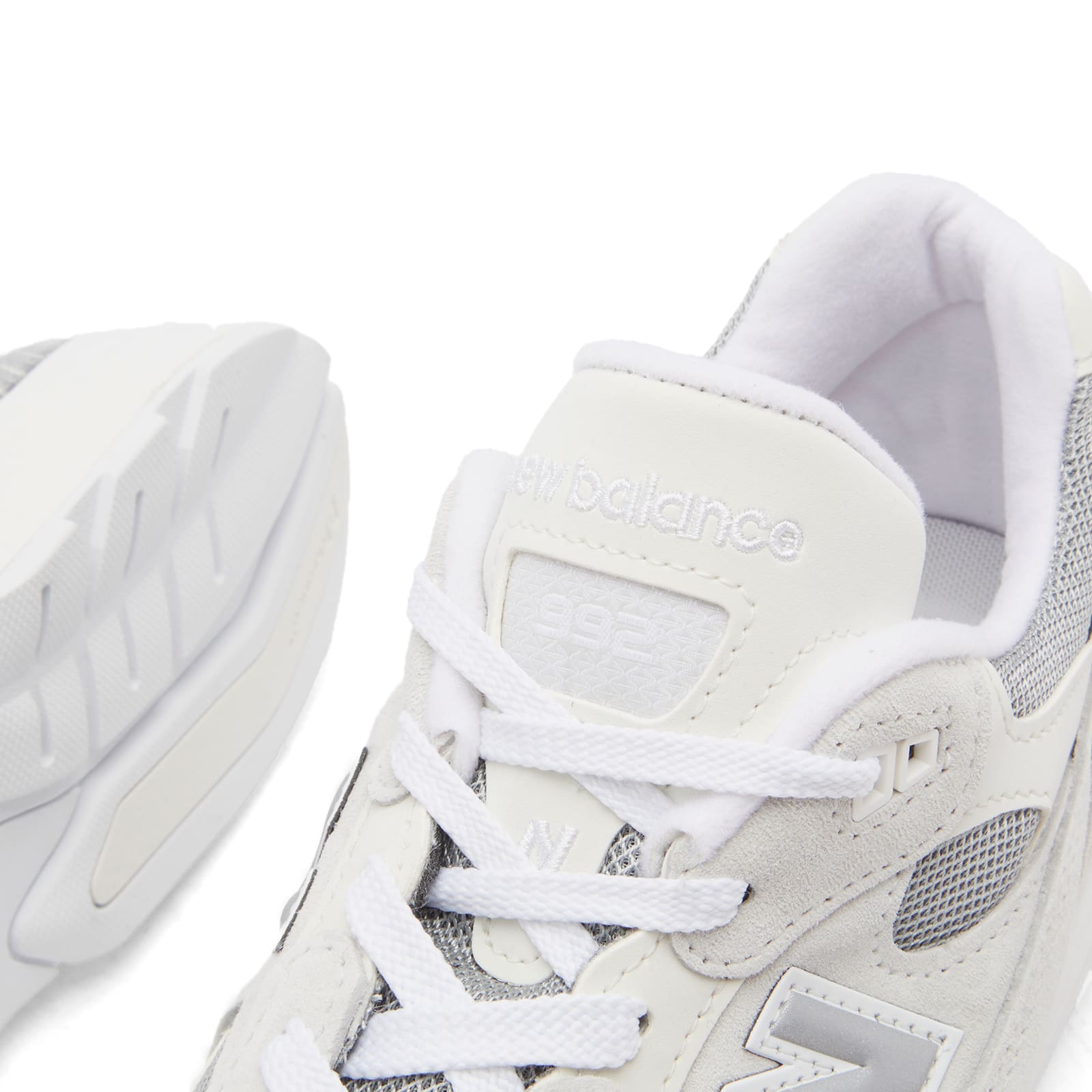 New Balance U992NC Sneaker - Made in USA in Nimbus Cloud