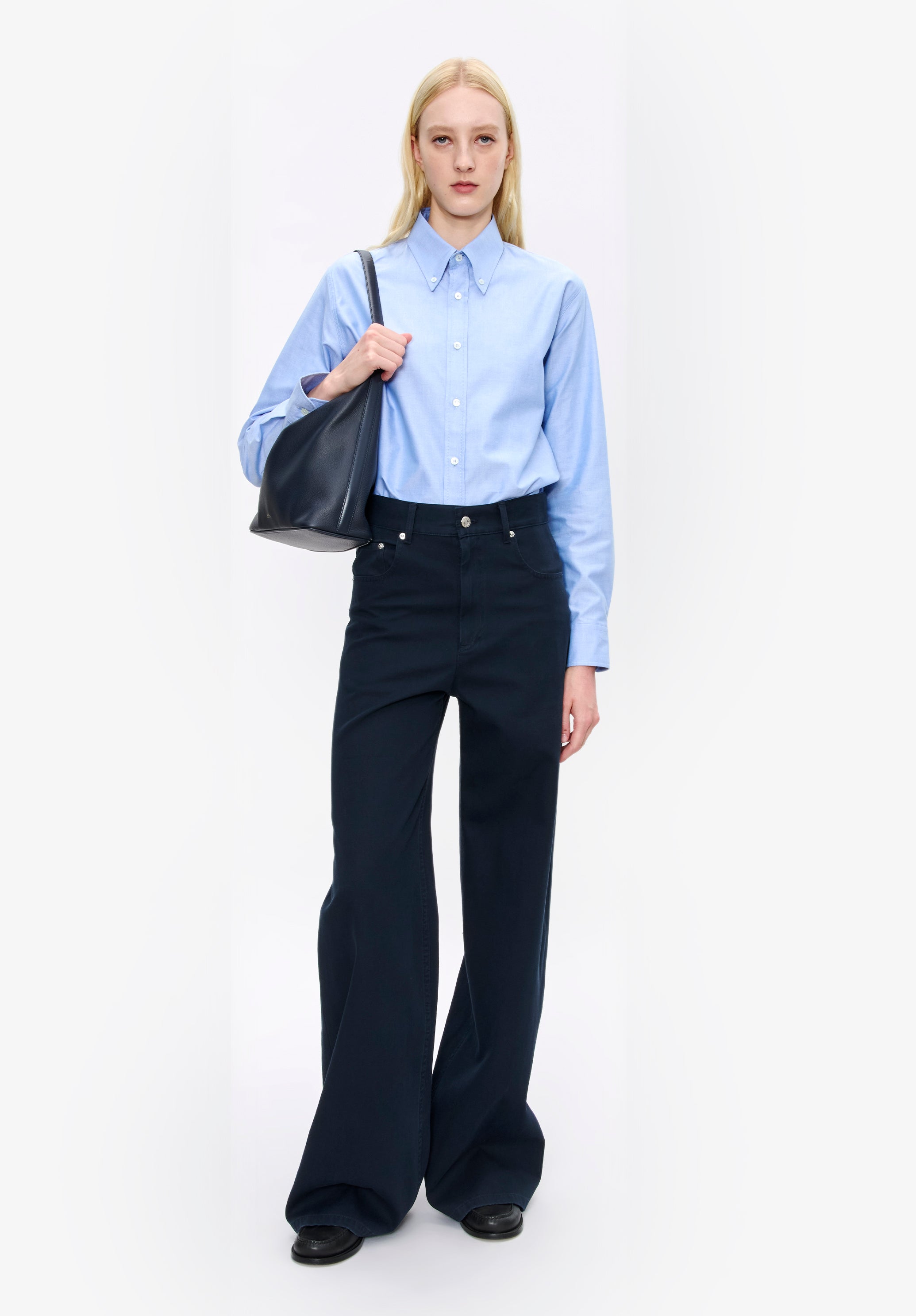 A. P.C. Women's Kayla Button Down shirt Size: 34 in Blue