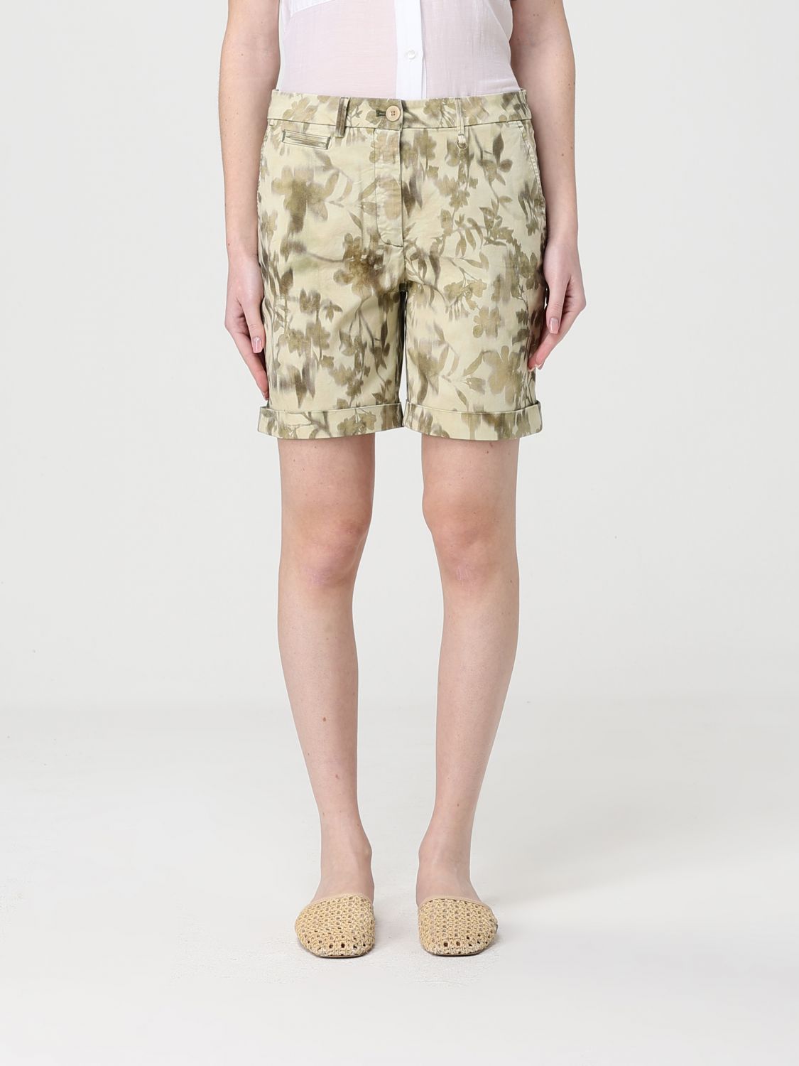 Shorts Woman color White