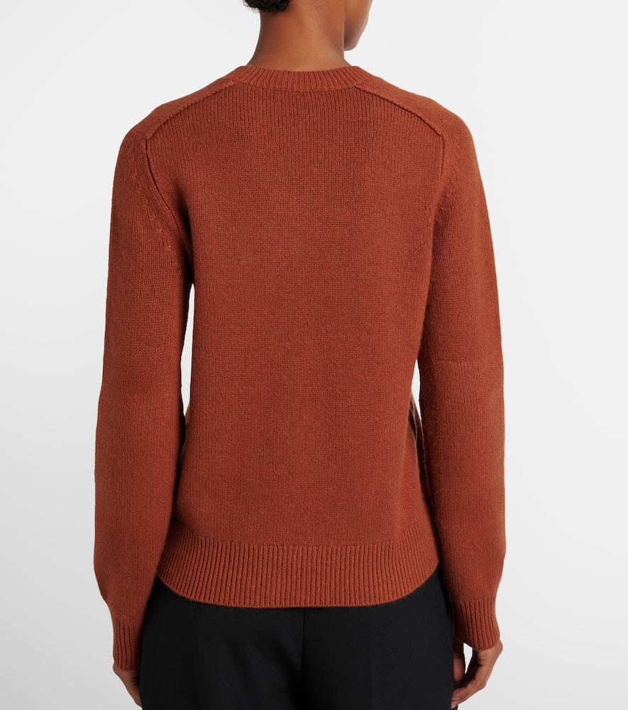 Cashmere sweater