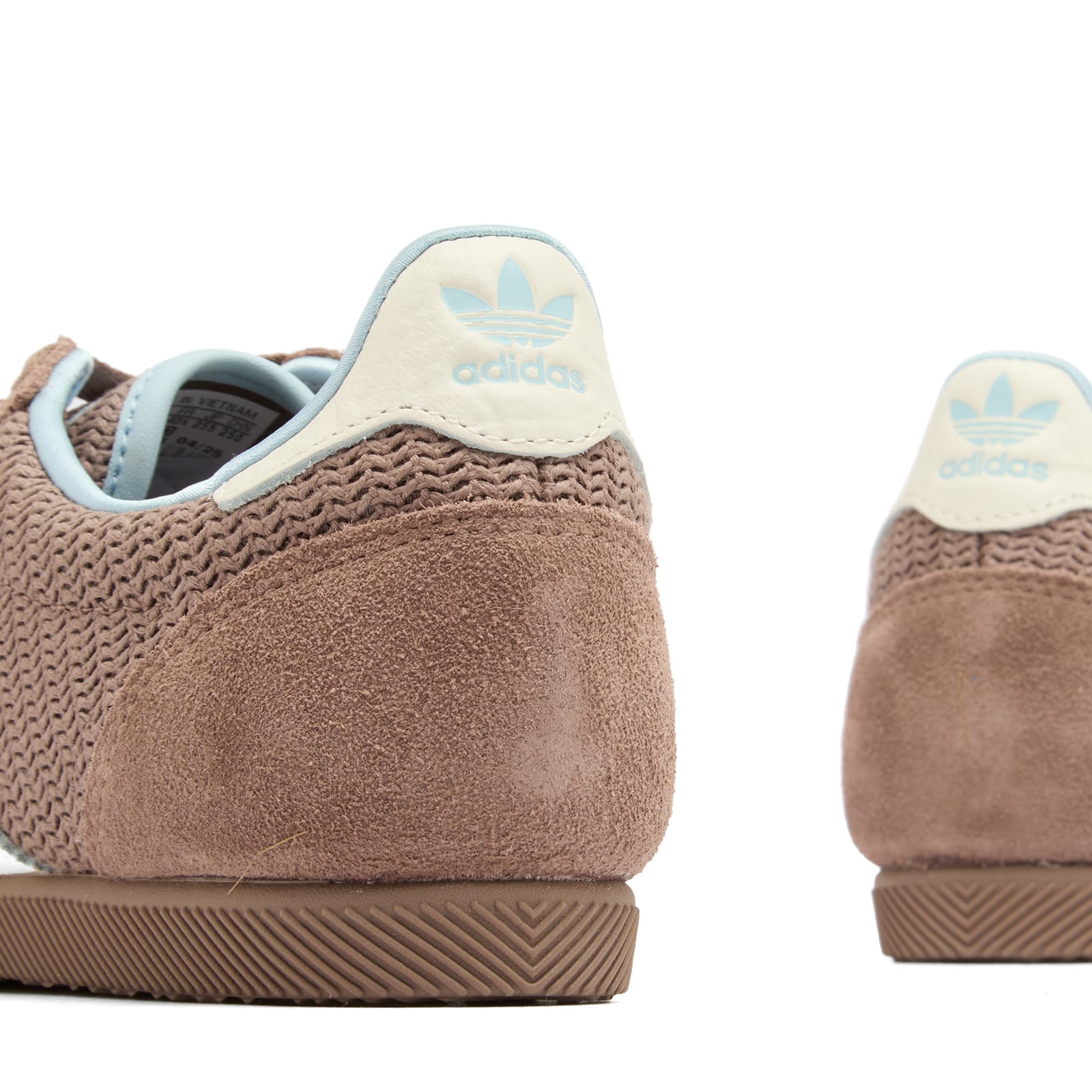 Women's Japan W Sneaker Trace Brown/Off White/Clear Sky
