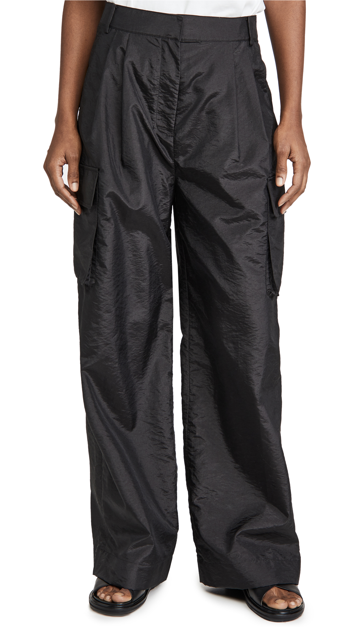 Crispy Nylon Pleated Cargo Pant