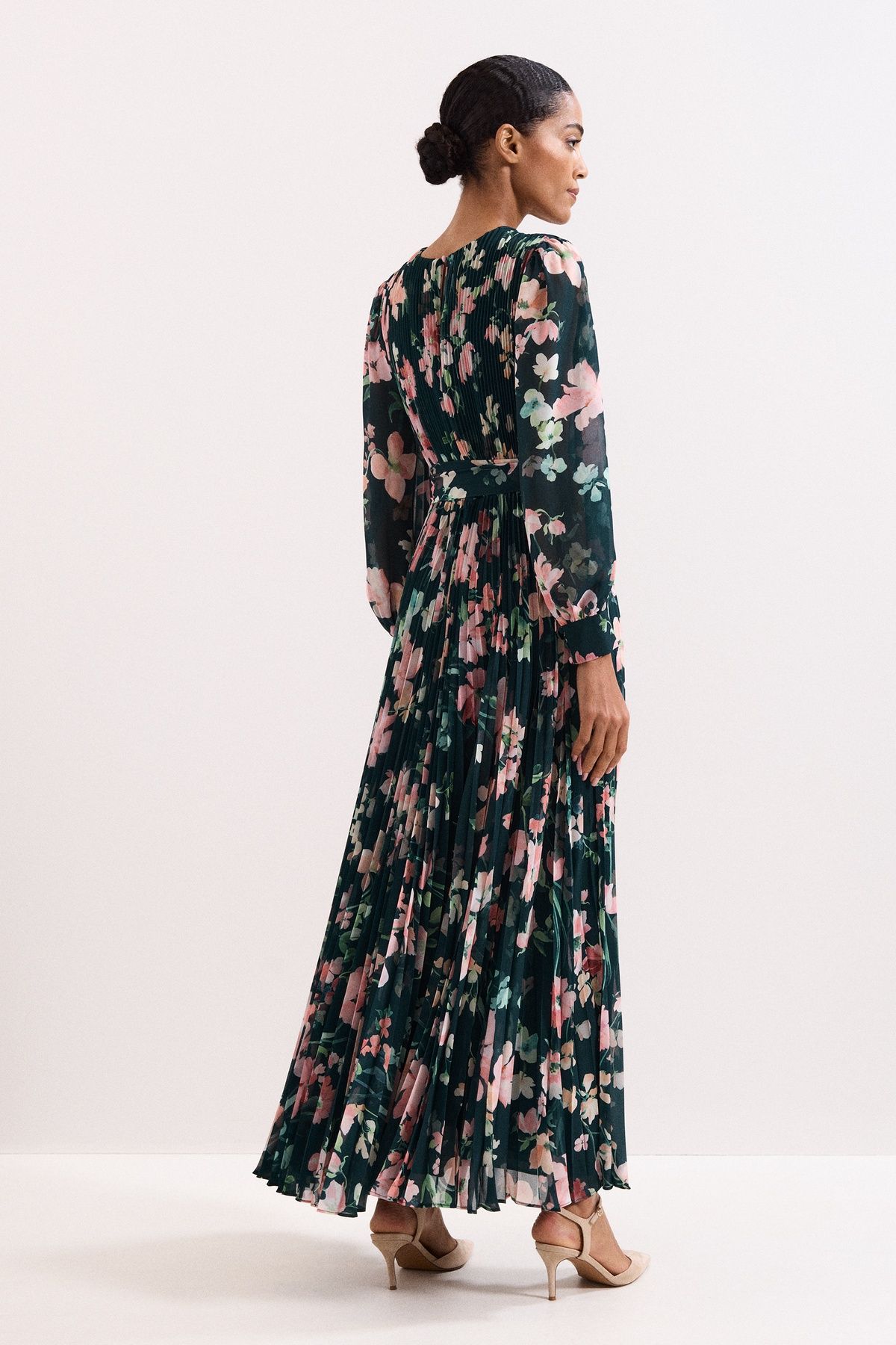 Phase Eight Women's Rosa V-Neck Floral Maxi Dress in Dark Navy