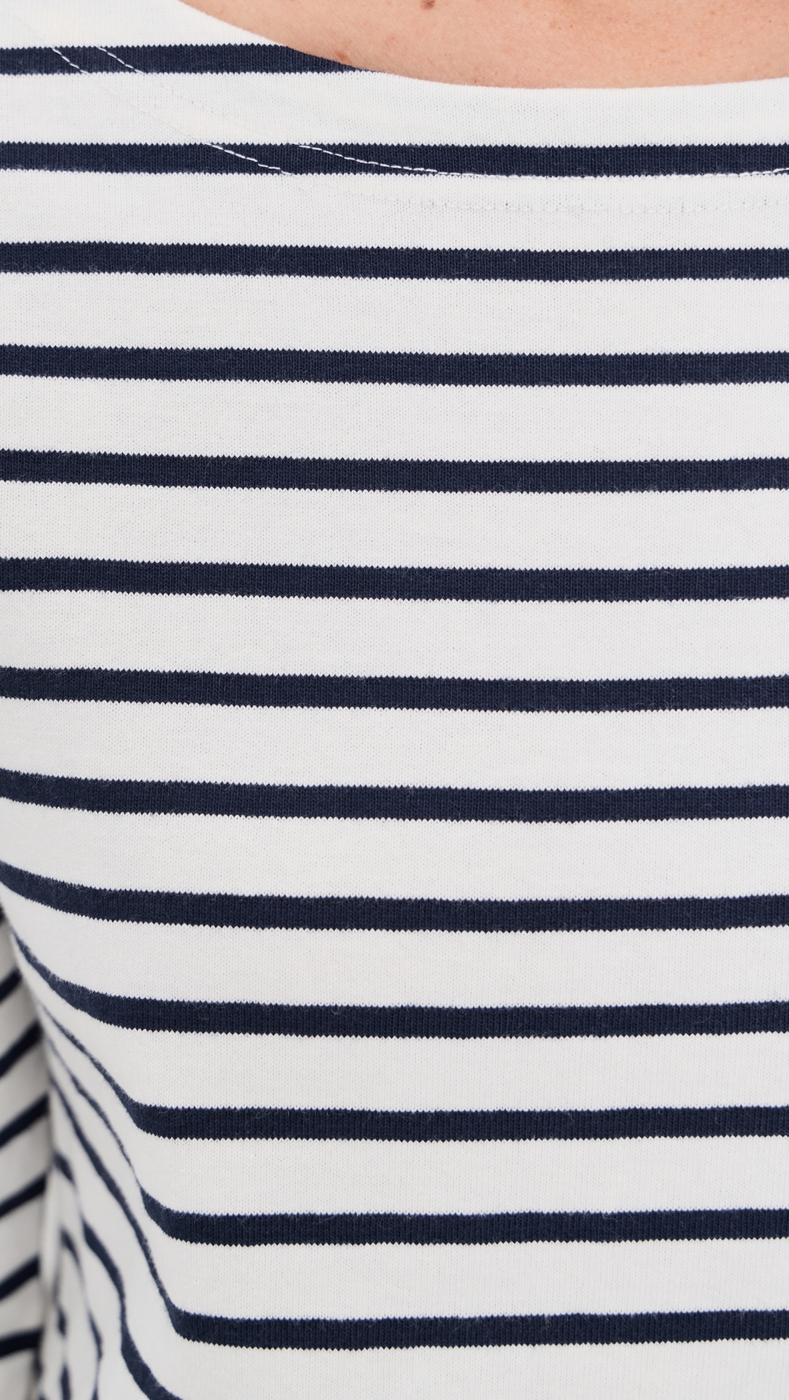 Avignon Boat Neck Striped Tee In Cotton Ivory/Navy