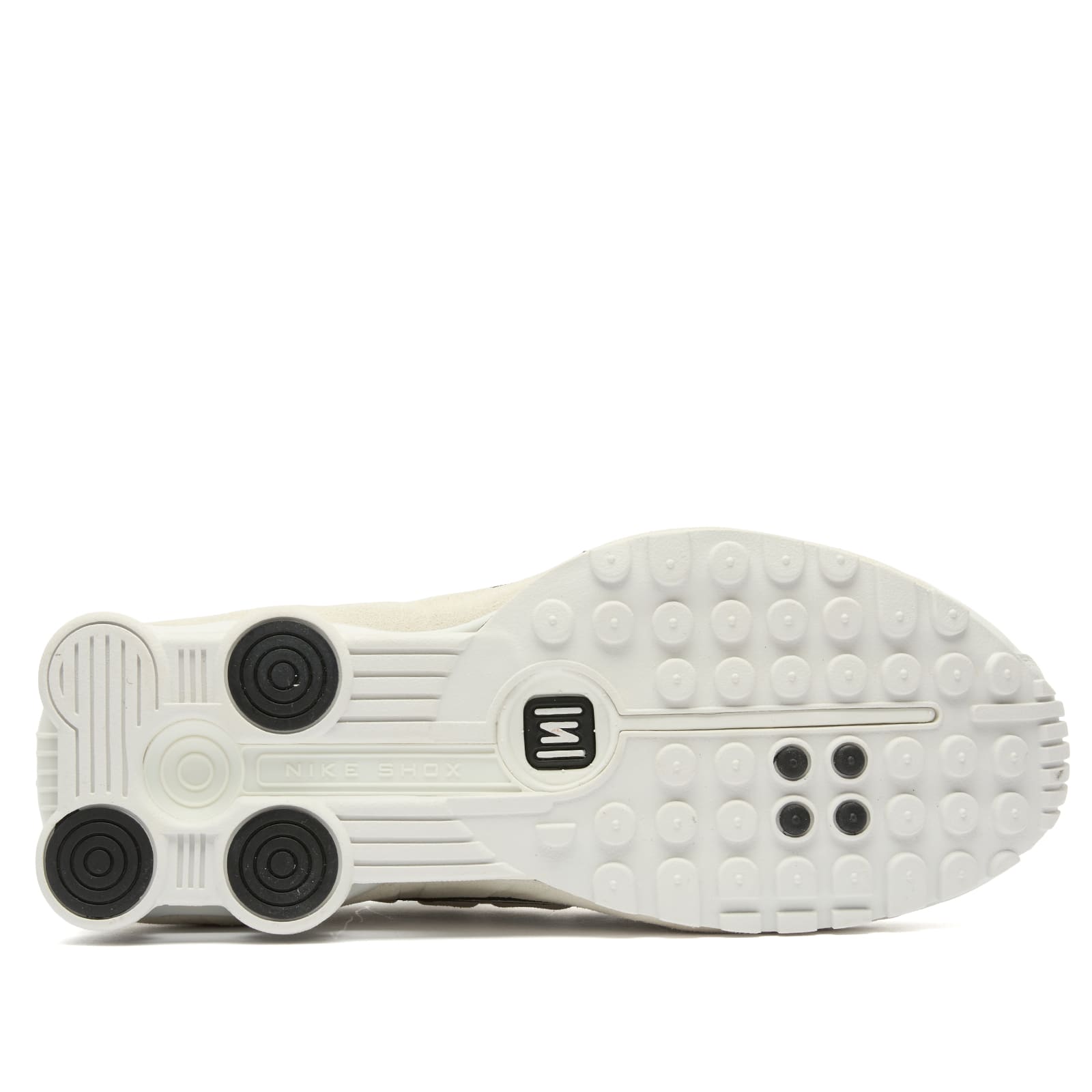 Nike Shox R4 Se Sneaker in Beige. -  9.5 also in 10, 10.5, 11, 5.5, 6, 6.5, 7, 7.5, 8, 8