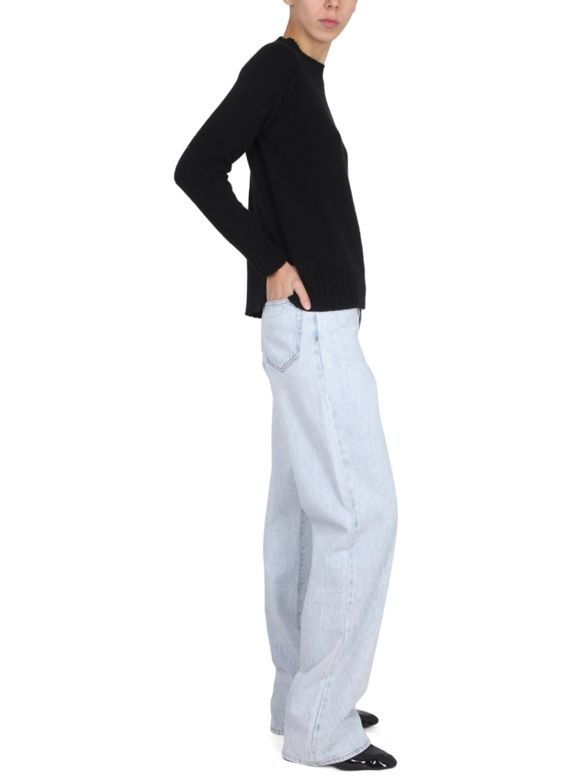 Black Knitted Crew Neck Sweater