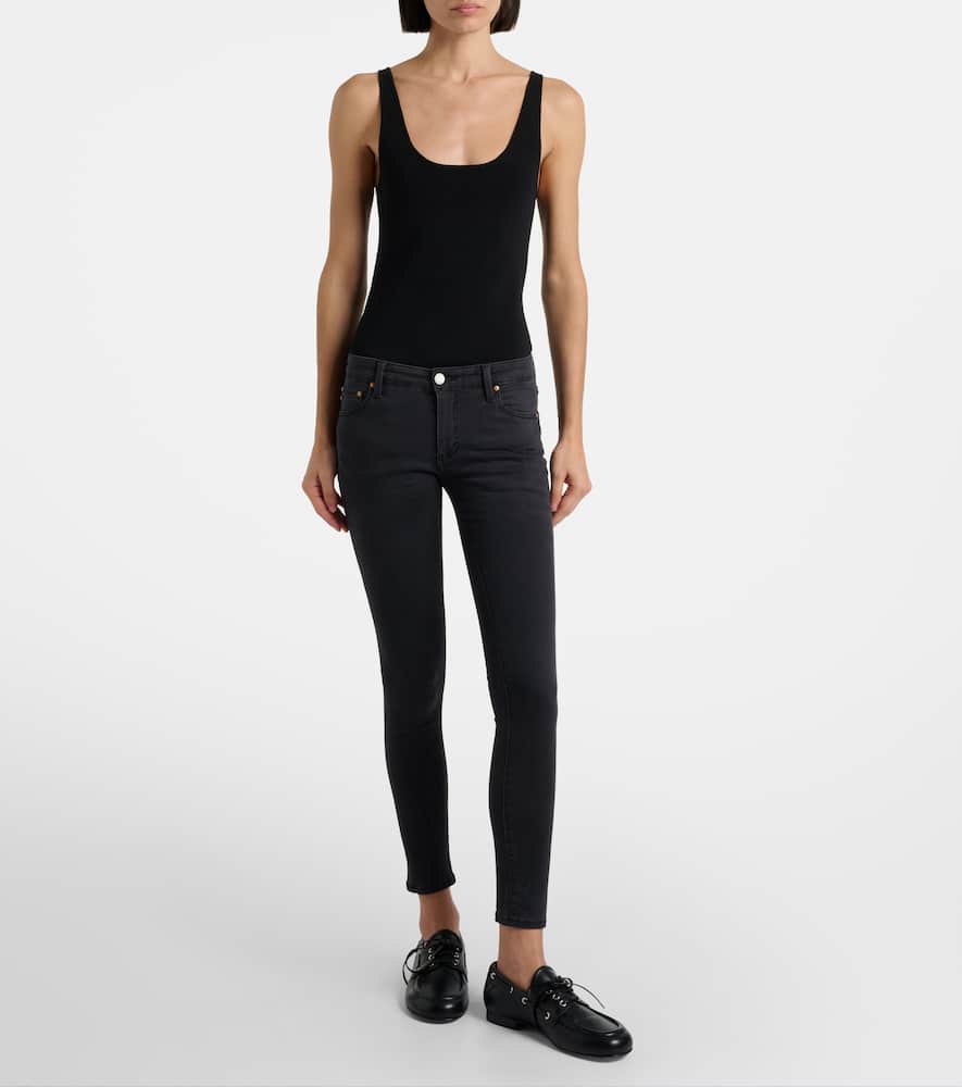 Low-rise skinny jeans